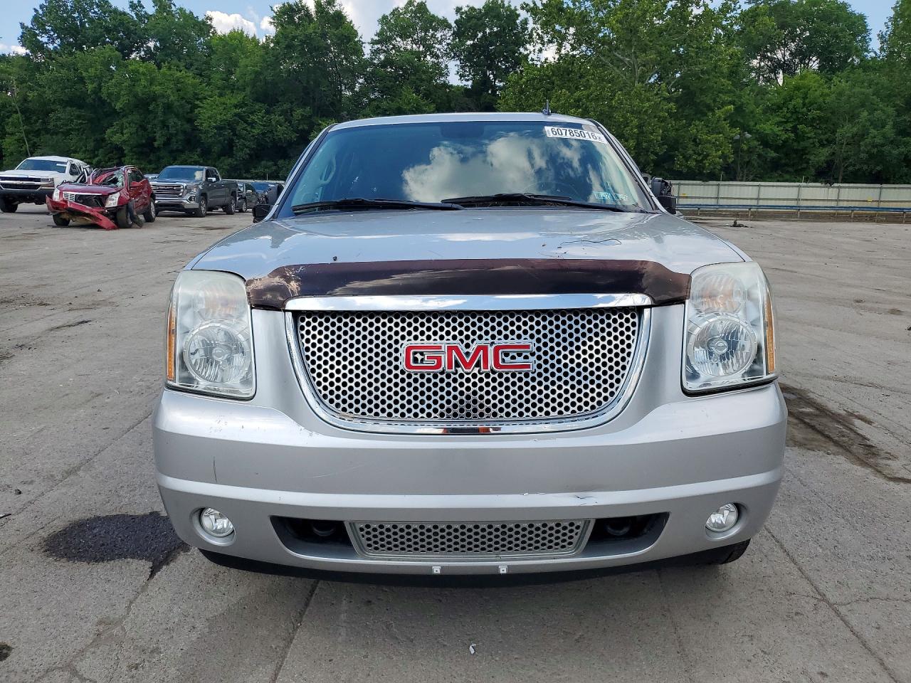 2012 Gmc Yukon Denali Silver vin: 1GKS2EEF0CR140471