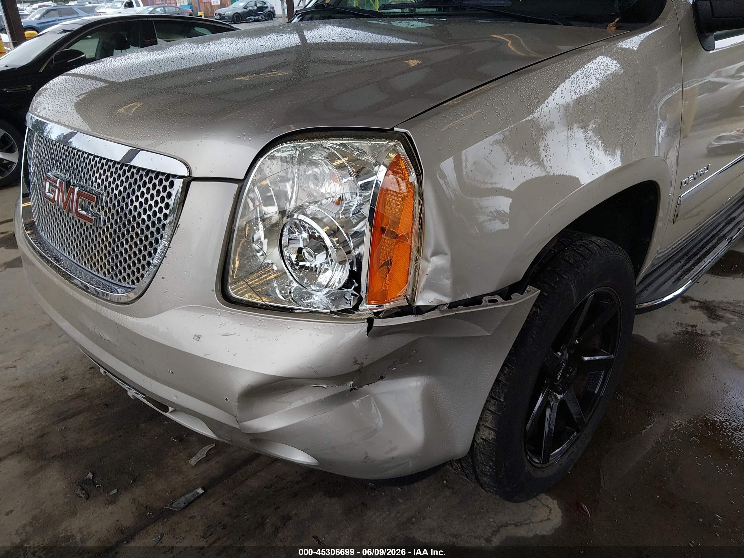 2013 Gmc Yukon Denali Beige vin: 1GKS2EEF0DR200833