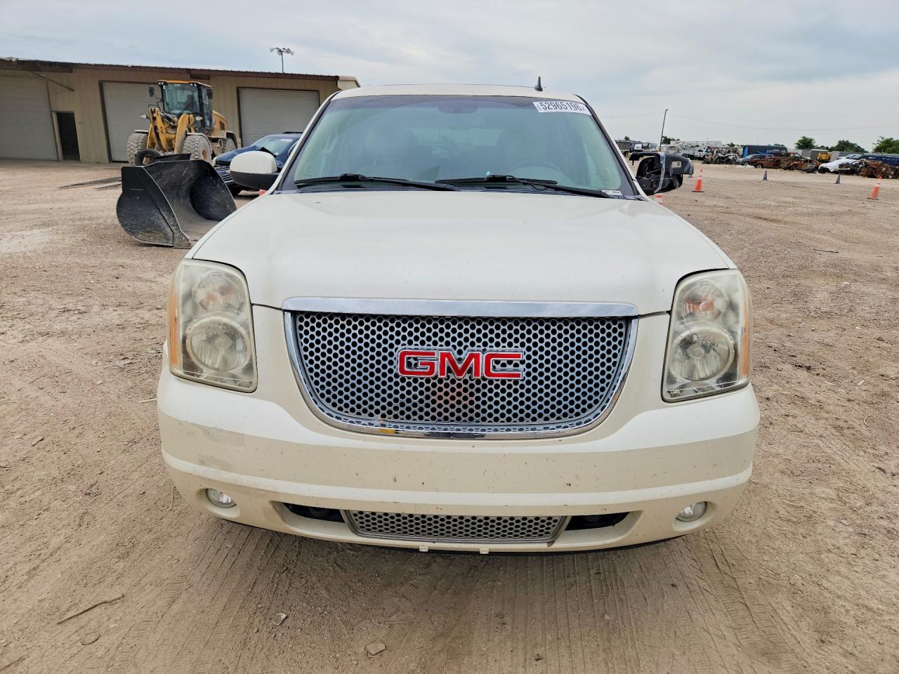 2013 Gmc Yukon White vin: 1GKS2EEF0DR228292