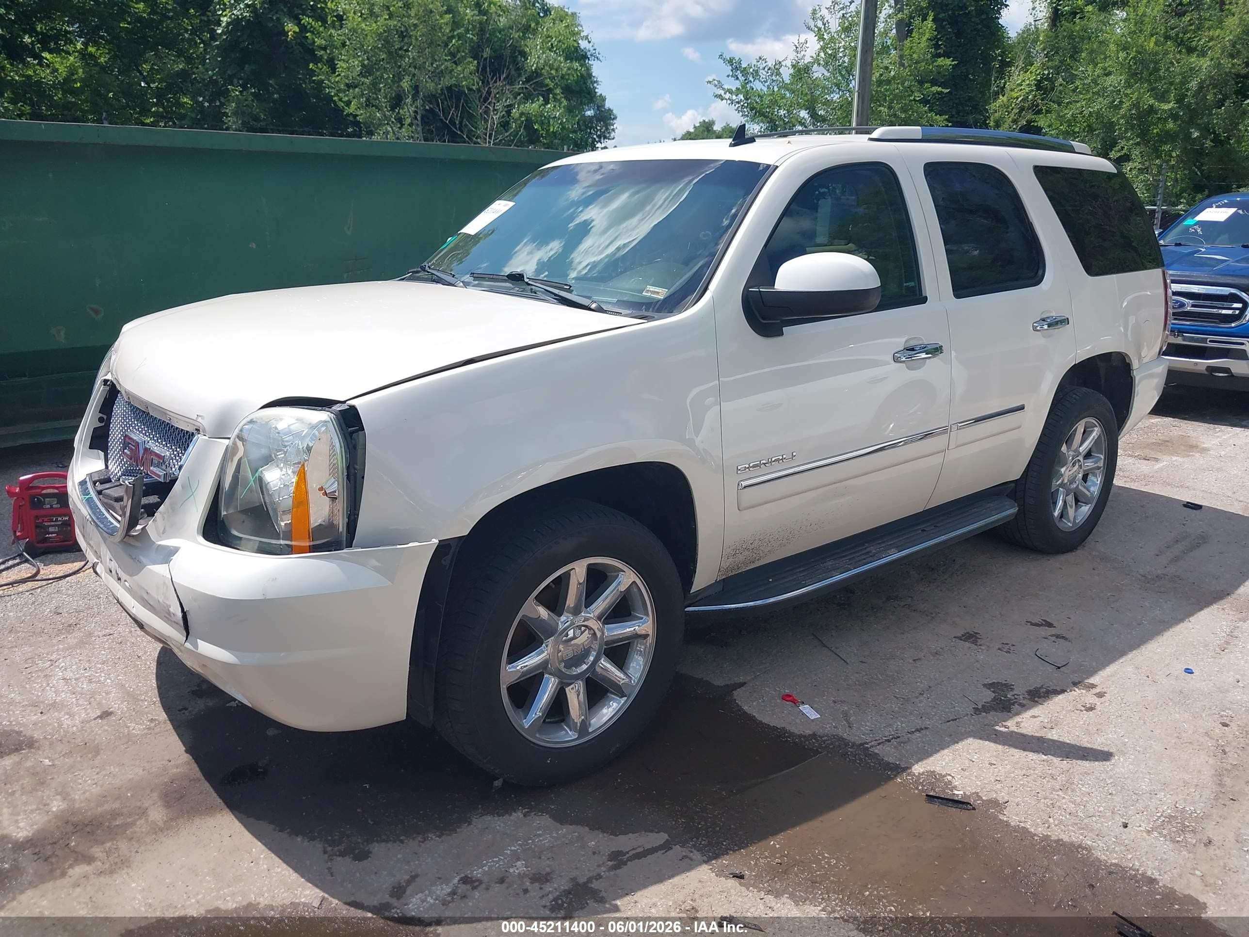 2013 Gmc Yukon Denali White vin: 1GKS2EEF0DR287505