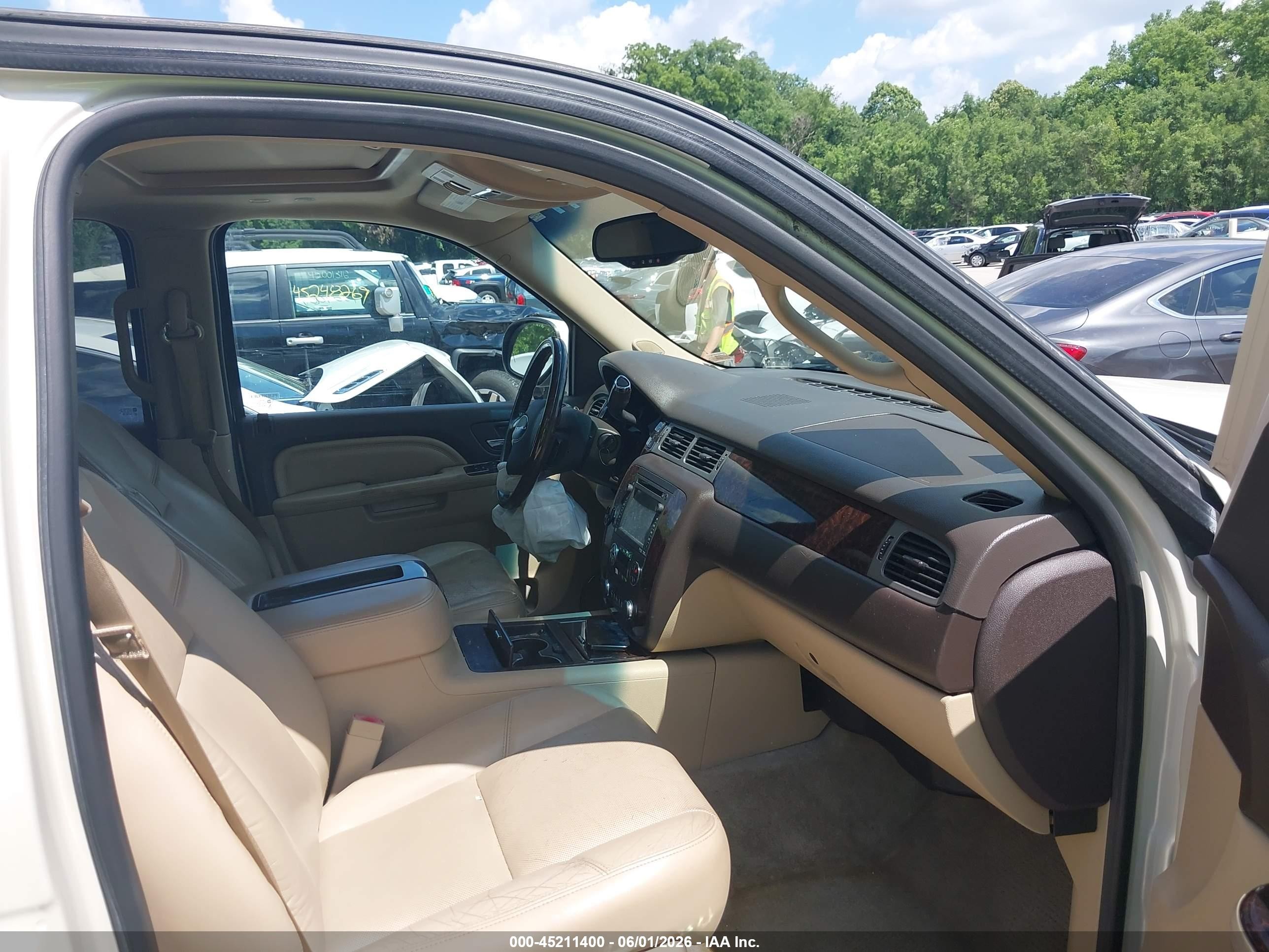 2013 Gmc Yukon Denali White vin: 1GKS2EEF0DR287505