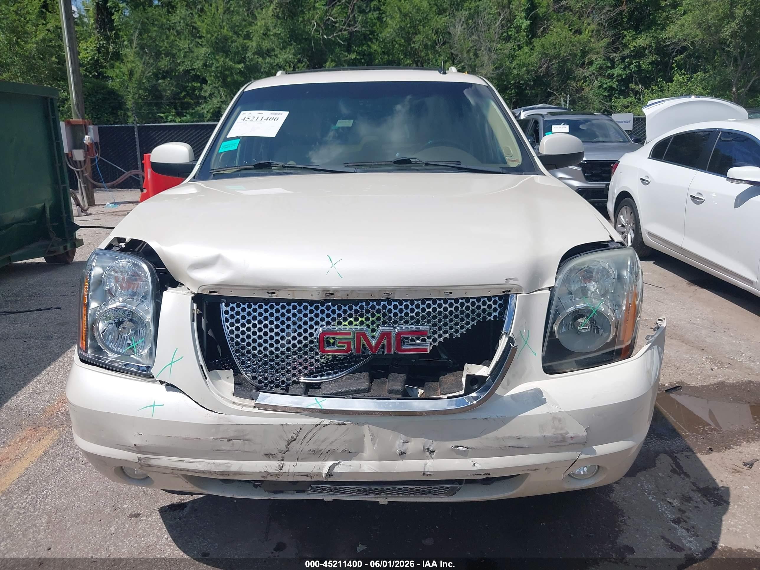 2013 Gmc Yukon Denali White vin: 1GKS2EEF0DR287505