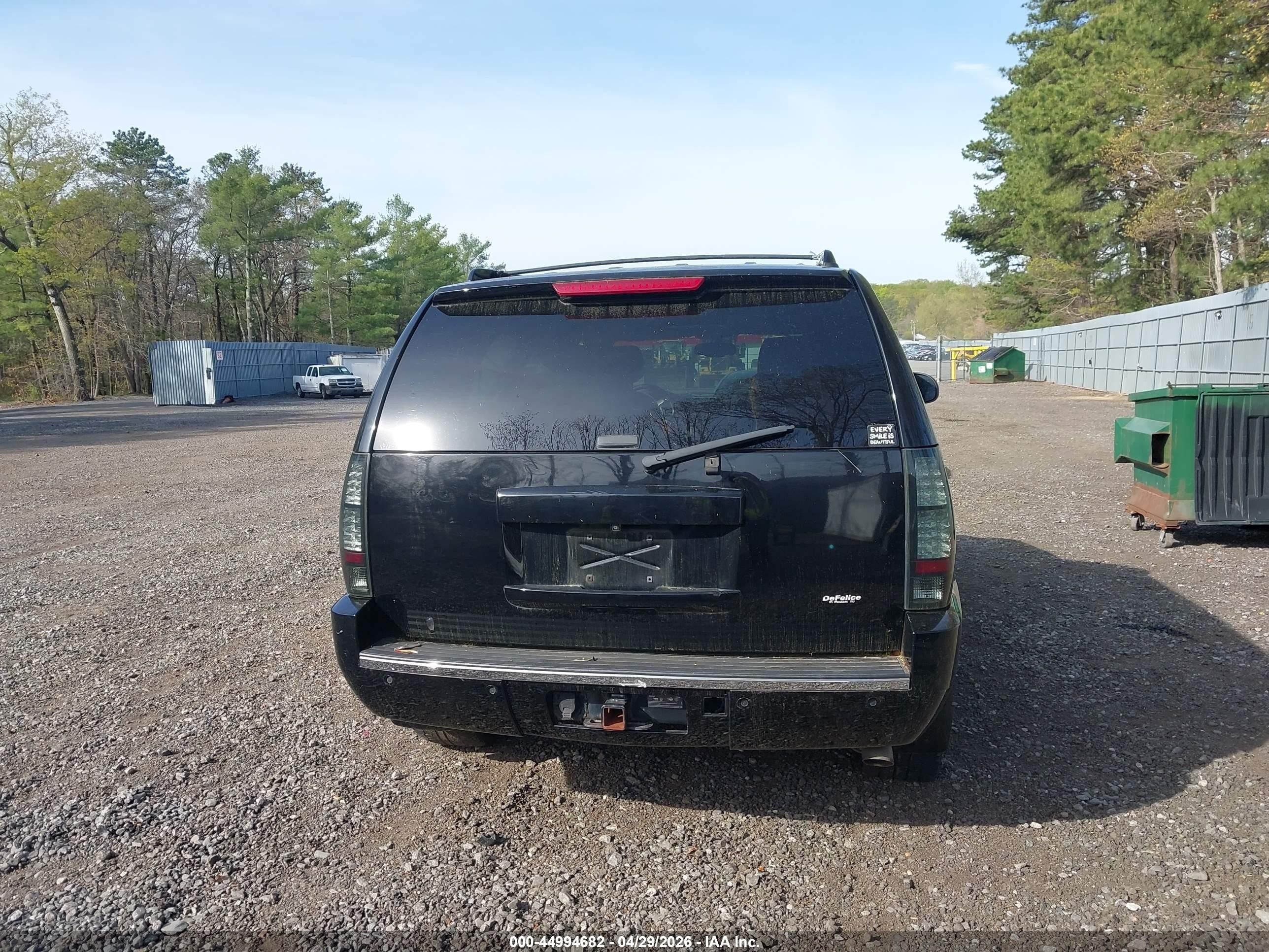 2011 Gmc Yukon Denali Black vin: 1GKS2EEF1BR103427