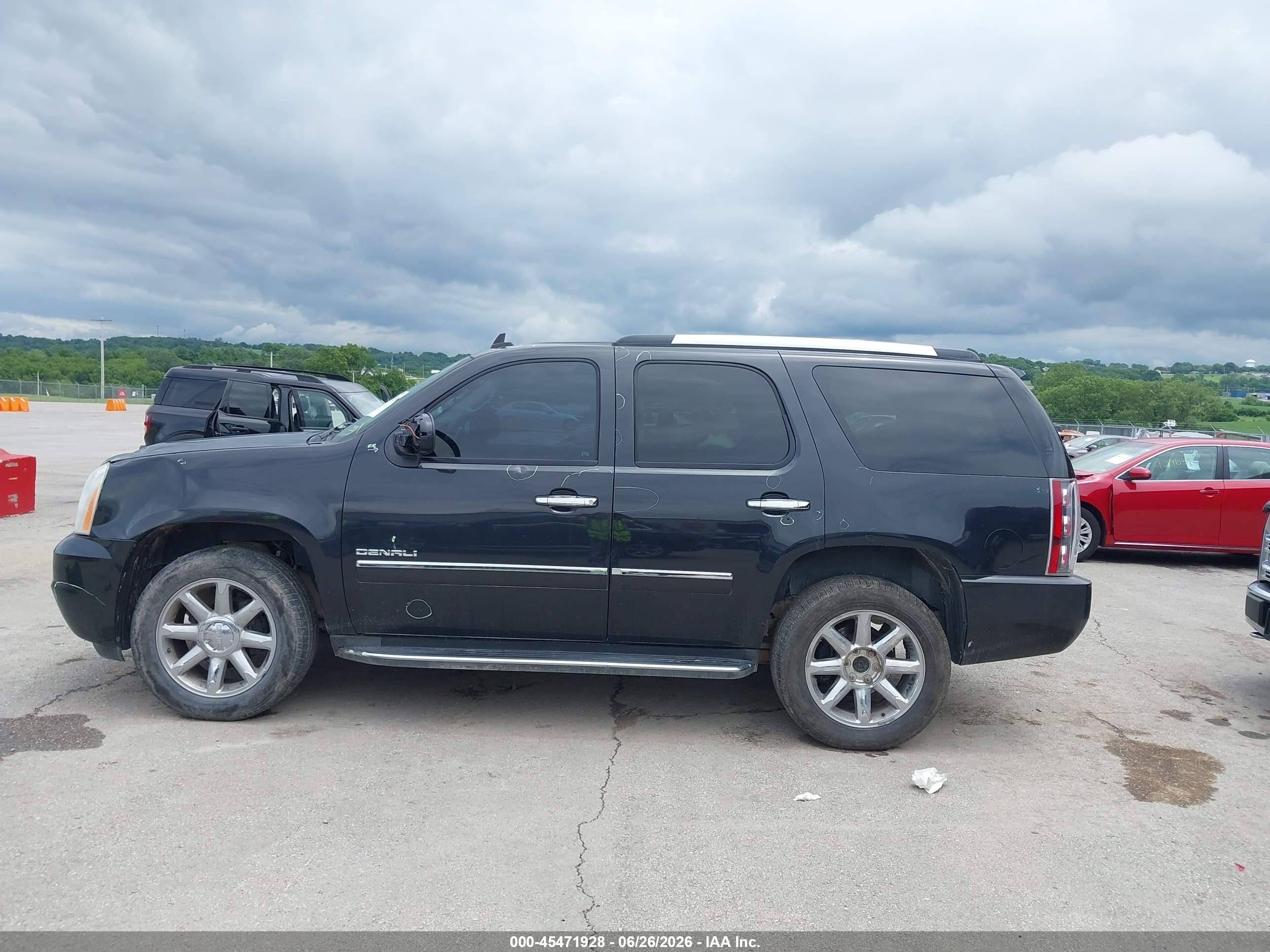 2011 Gmc Yukon Denali Black vin: 1GKS2EEF1BR165832