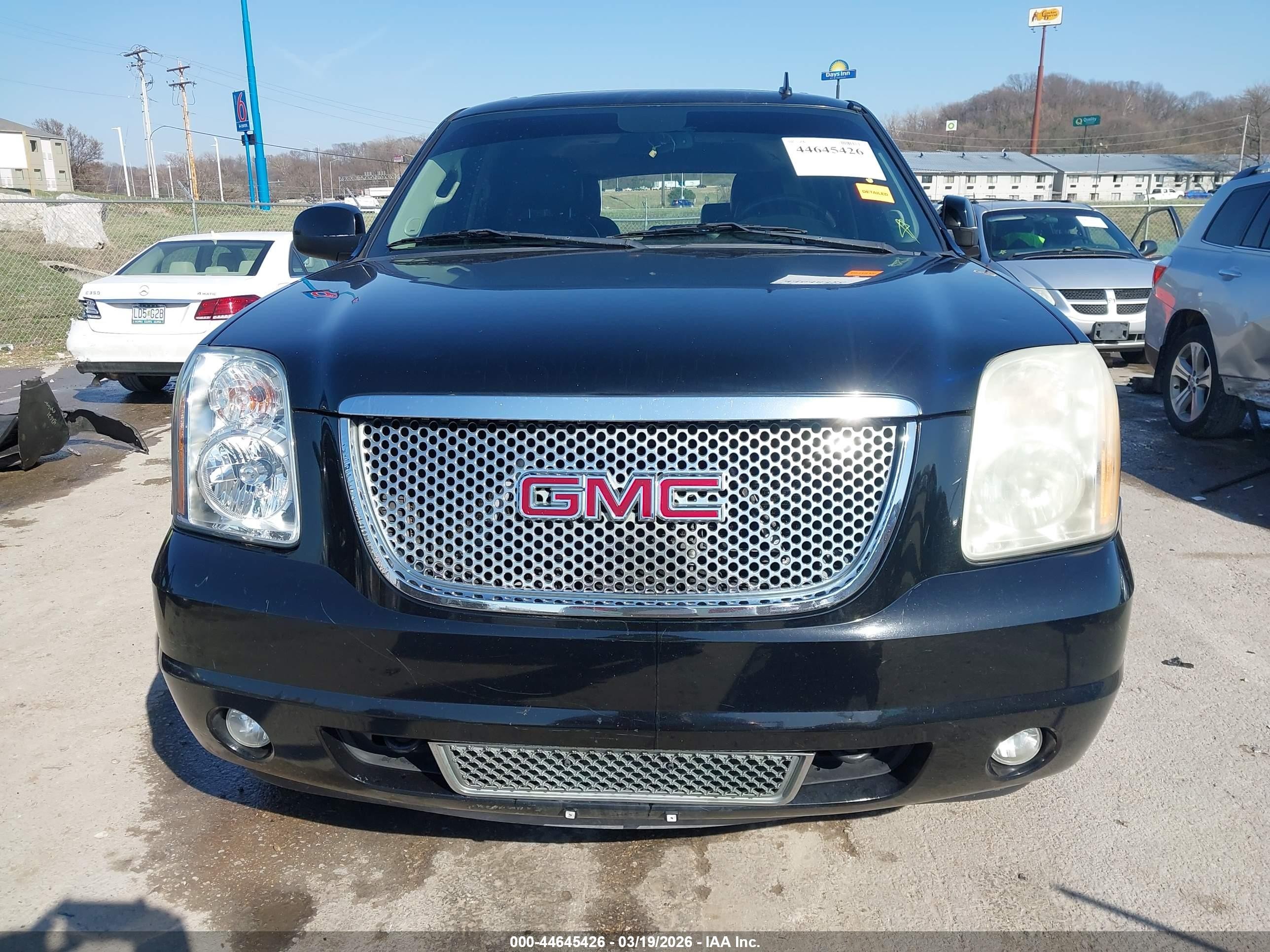 2011 Gmc Yukon Denali Black vin: 1GKS2EEF1BR316359