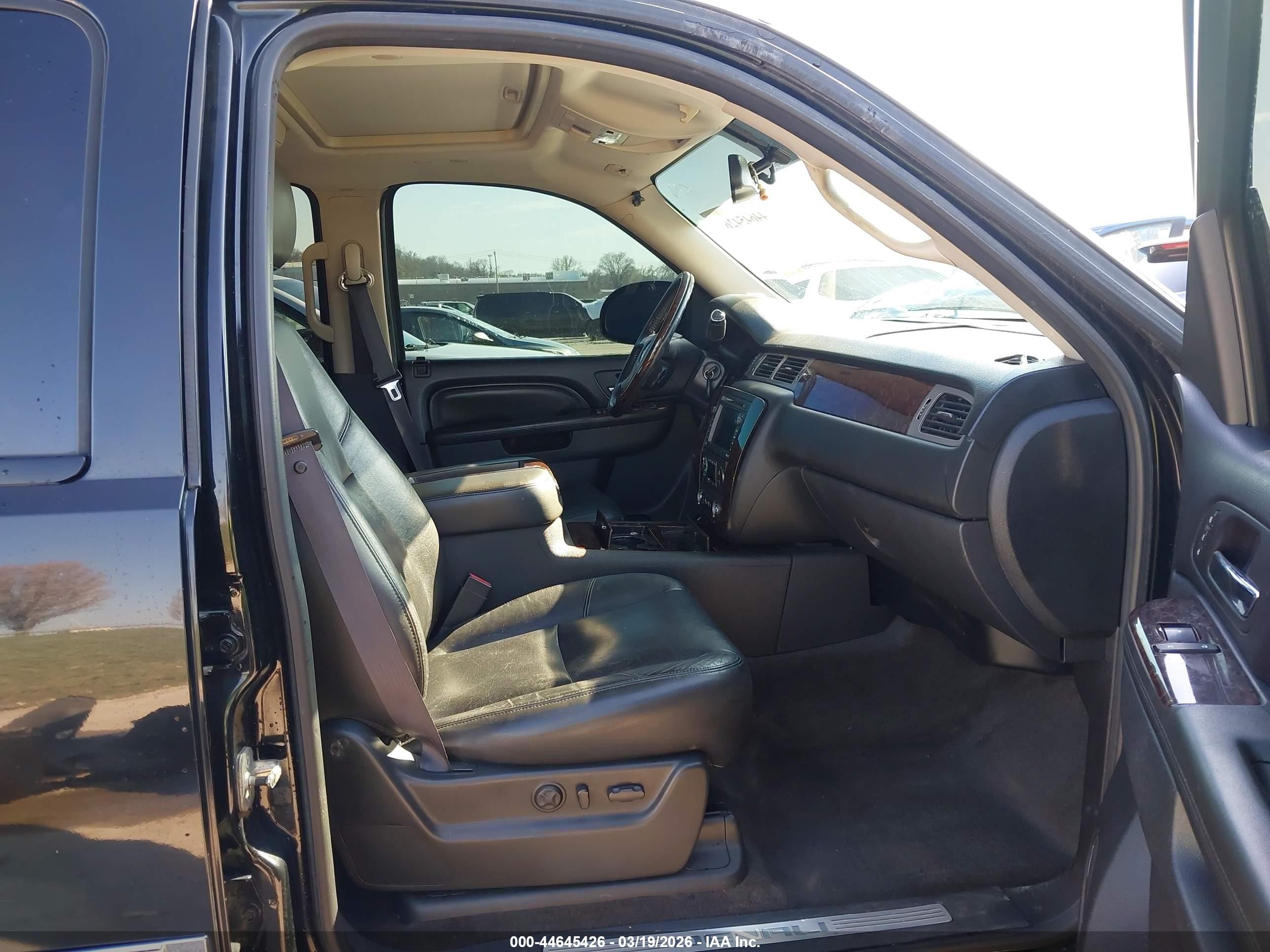 2011 Gmc Yukon Denali Black vin: 1GKS2EEF1BR316359