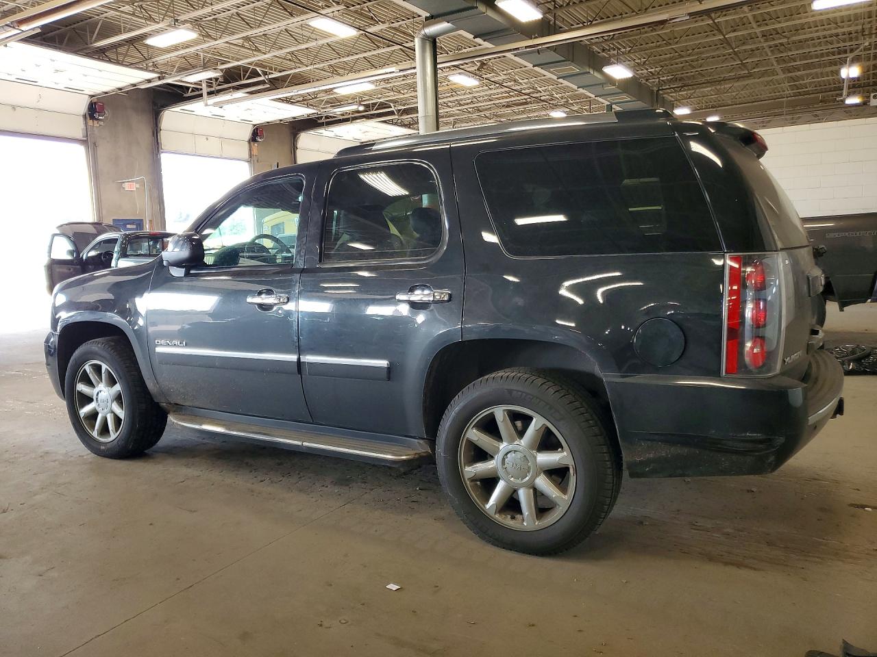 2013 Gmc Yukon Denali Black vin: 1GKS2EEF1DR279462