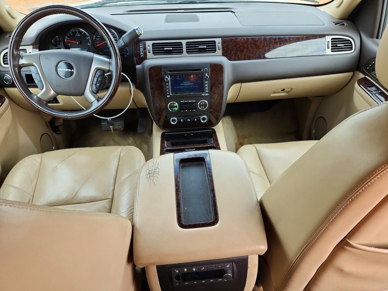 2011 Gmc Yukon Denali White vin: 1GKS2EEF2BR214200