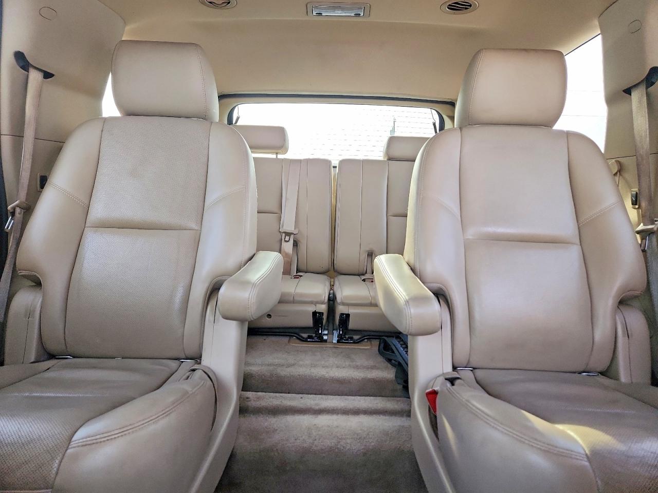 2012 Gmc Yukon Denali White vin: 1GKS2EEF2CR310524