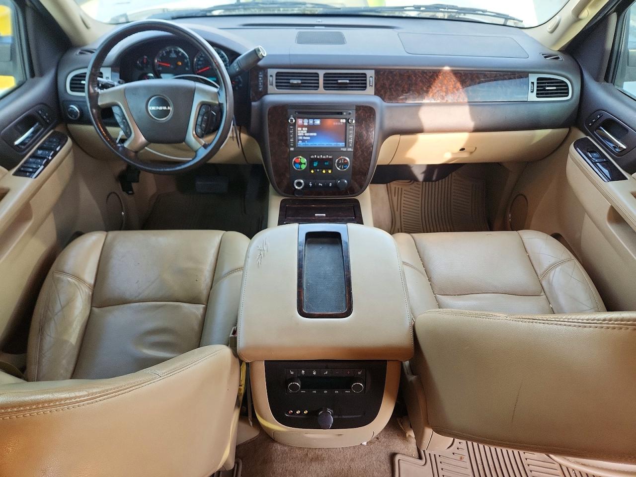 2012 Gmc Yukon Denali White vin: 1GKS2EEF2CR310524