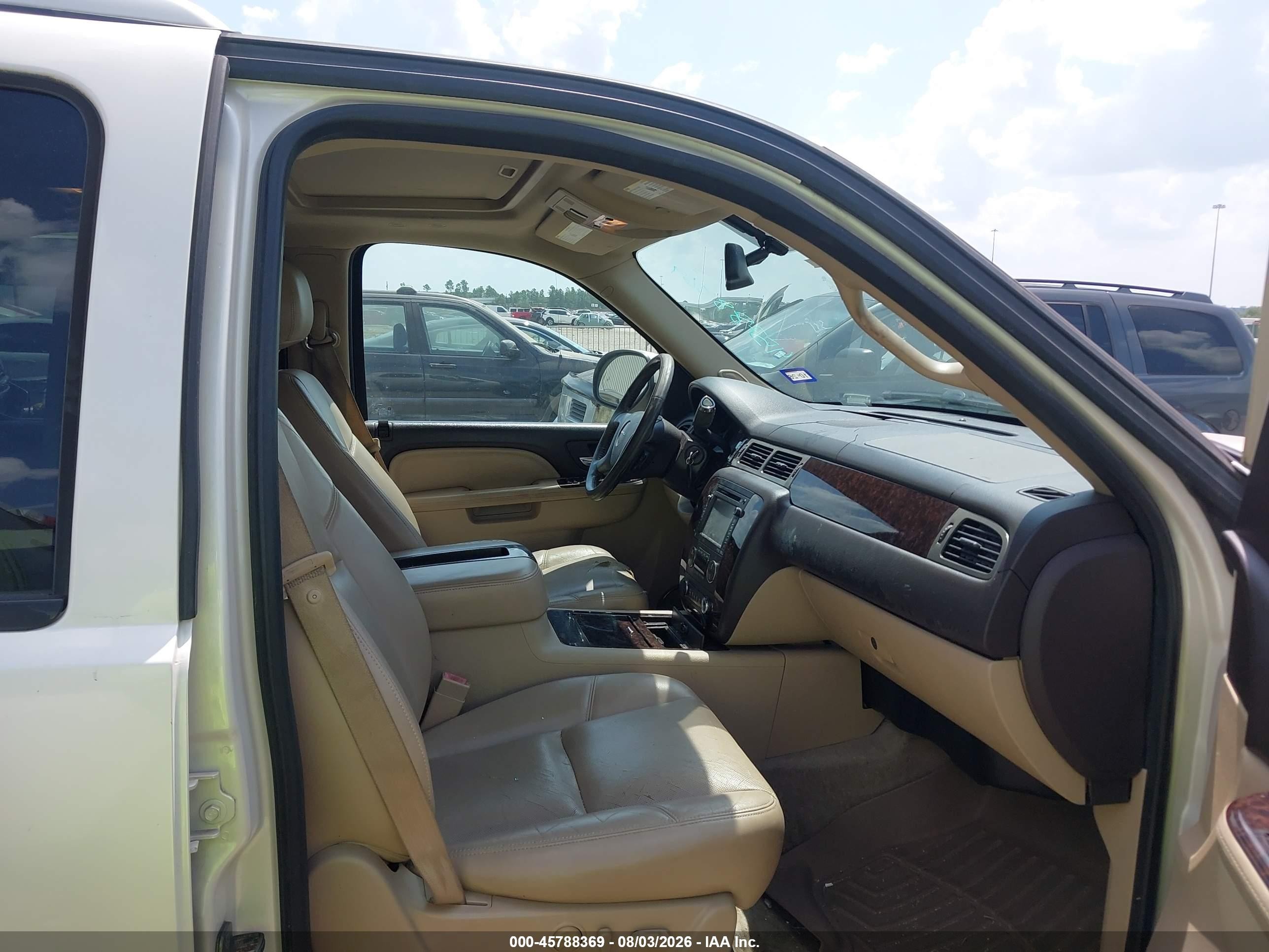 2012 Gmc Yukon Denali White vin: 1GKS2EEF2CR325007