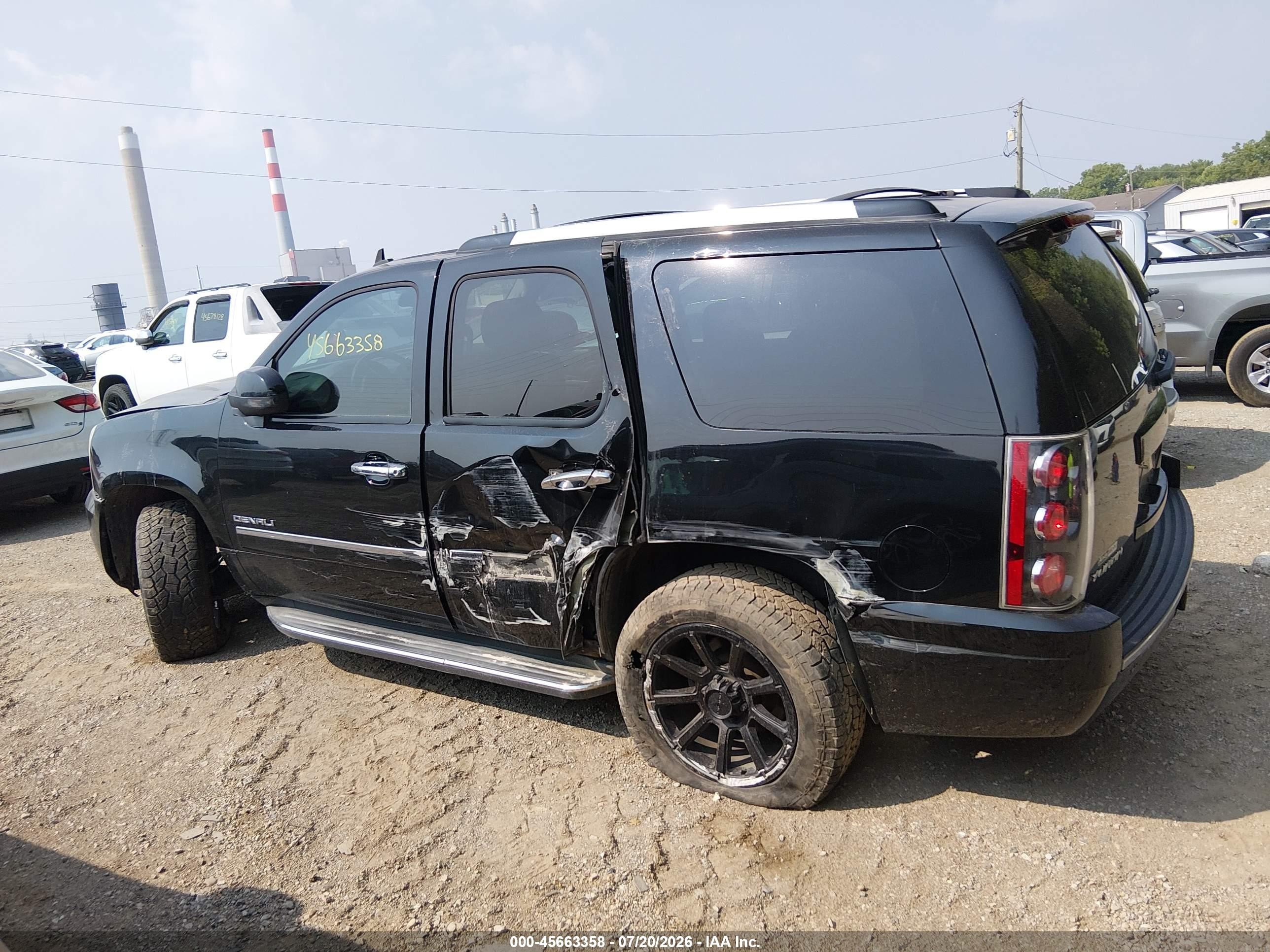 2013 Gmc Yukon Denali Black vin: 1GKS2EEF2DR116514