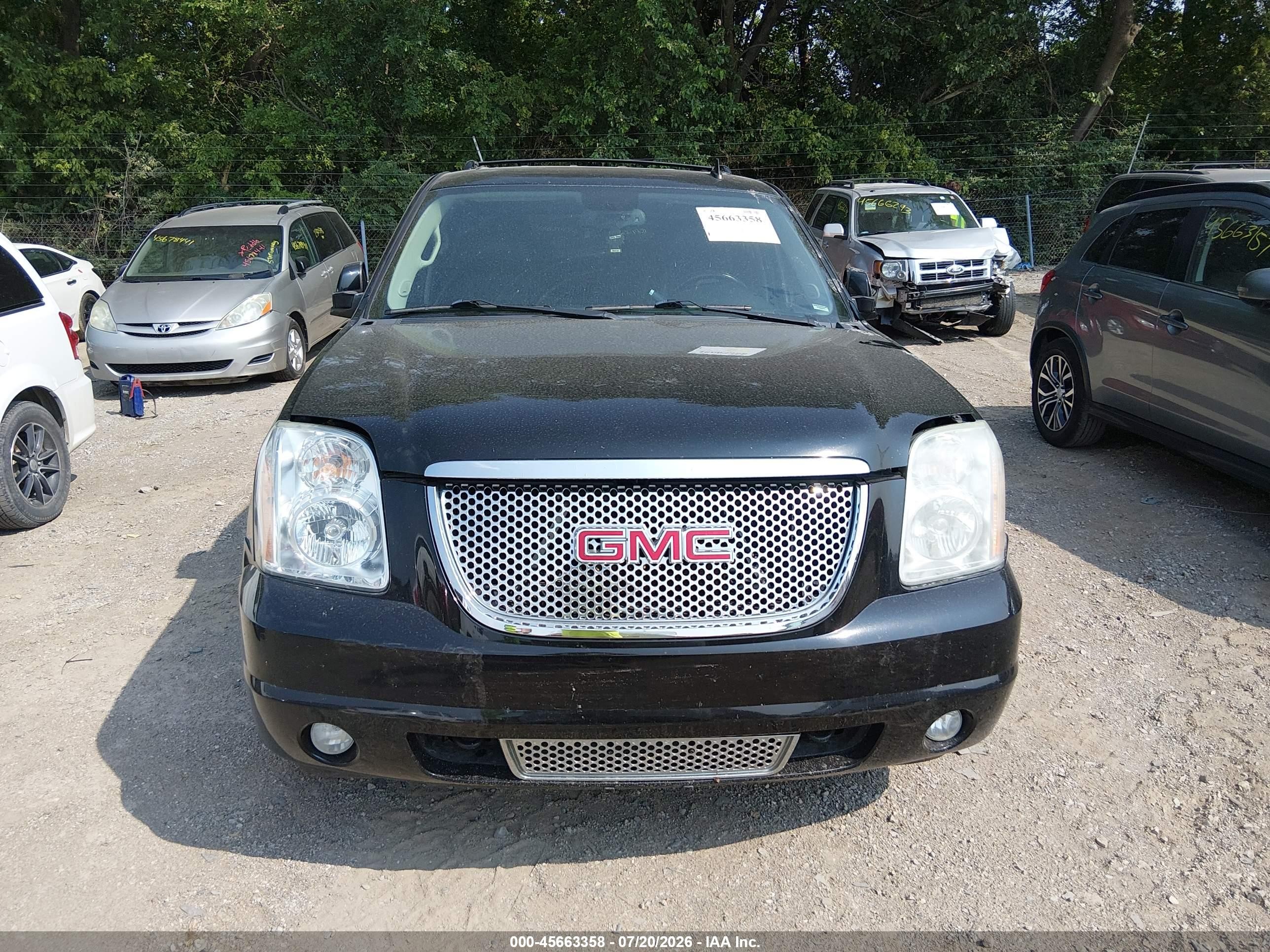 2013 Gmc Yukon Denali Black vin: 1GKS2EEF2DR116514