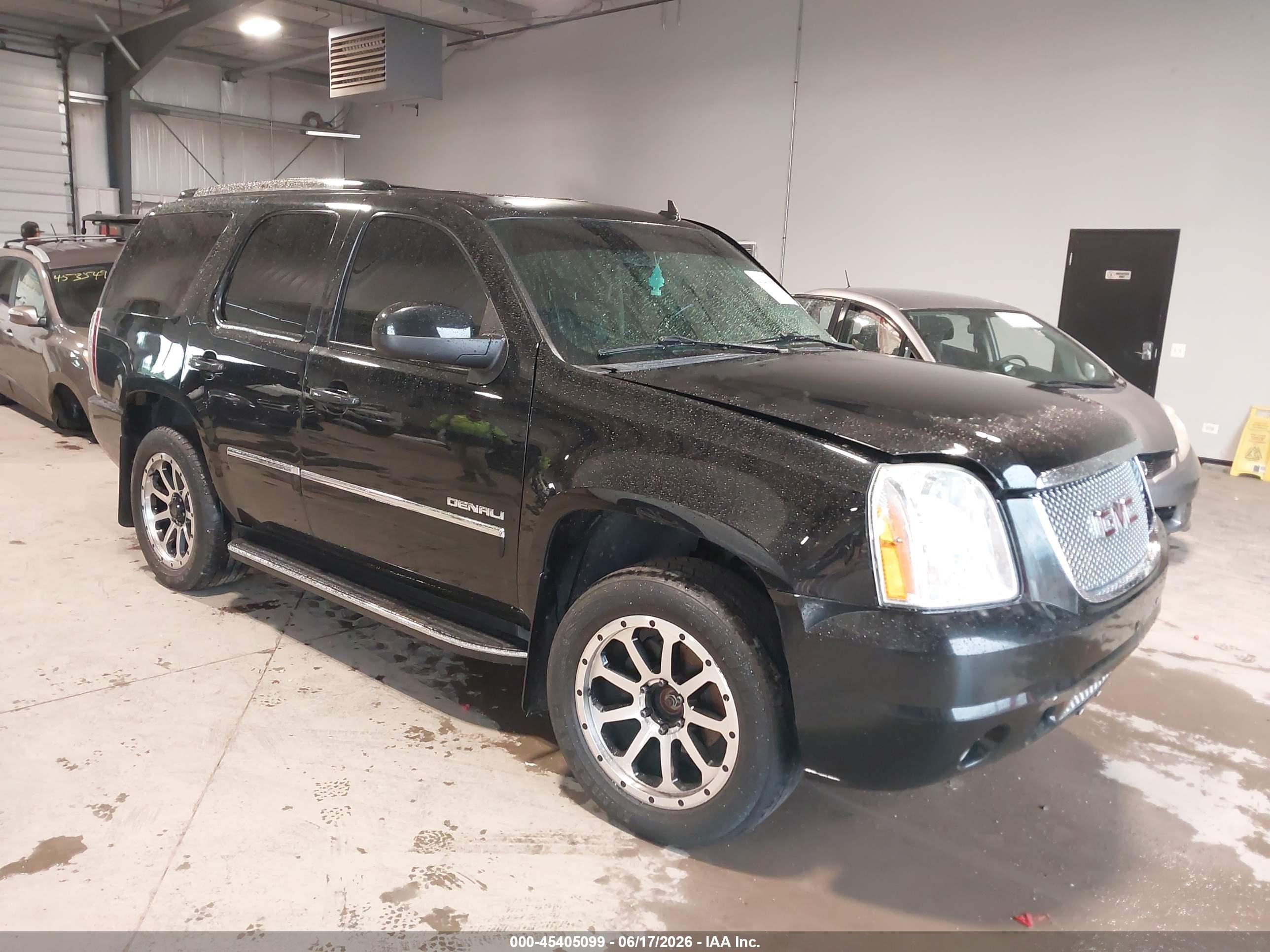 2013 Gmc Yukon Denali Black vin: 1GKS2EEF2DR318575
