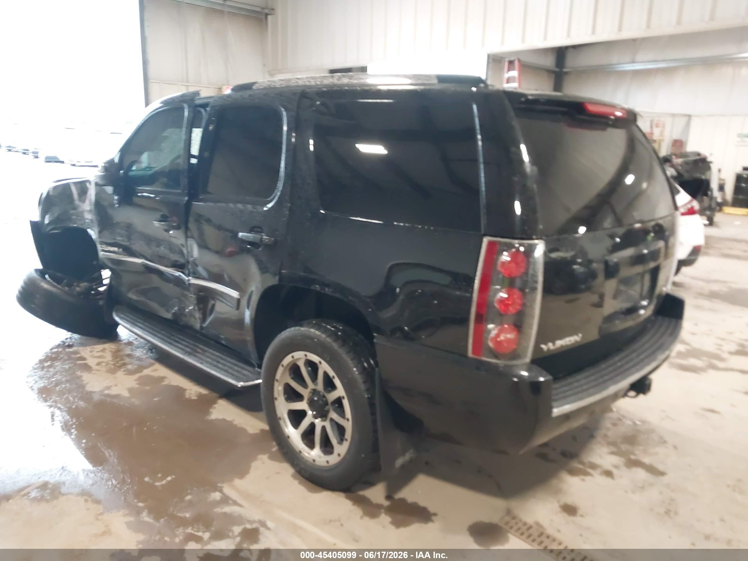 2013 Gmc Yukon Denali Black vin: 1GKS2EEF2DR318575