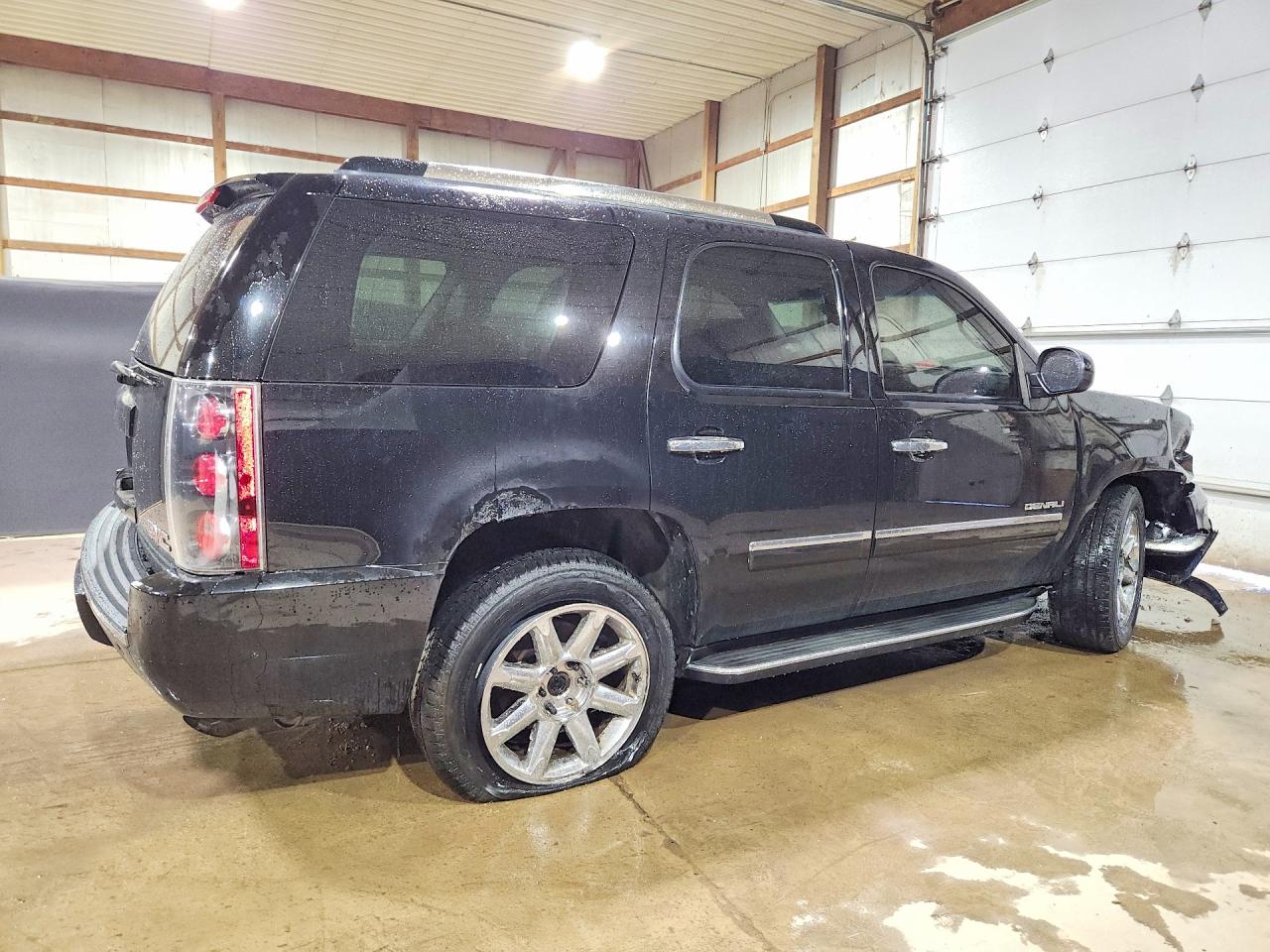 2013 Gmc Yukon Denali Black vin: 1GKS2EEF2DR329950