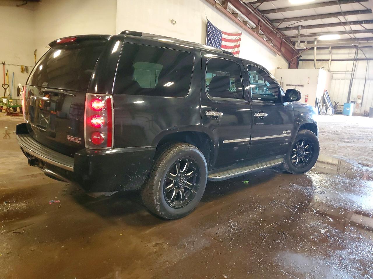 2011 Gmc Yukon Denali Черный vin: 1GKS2EEF3BR106605