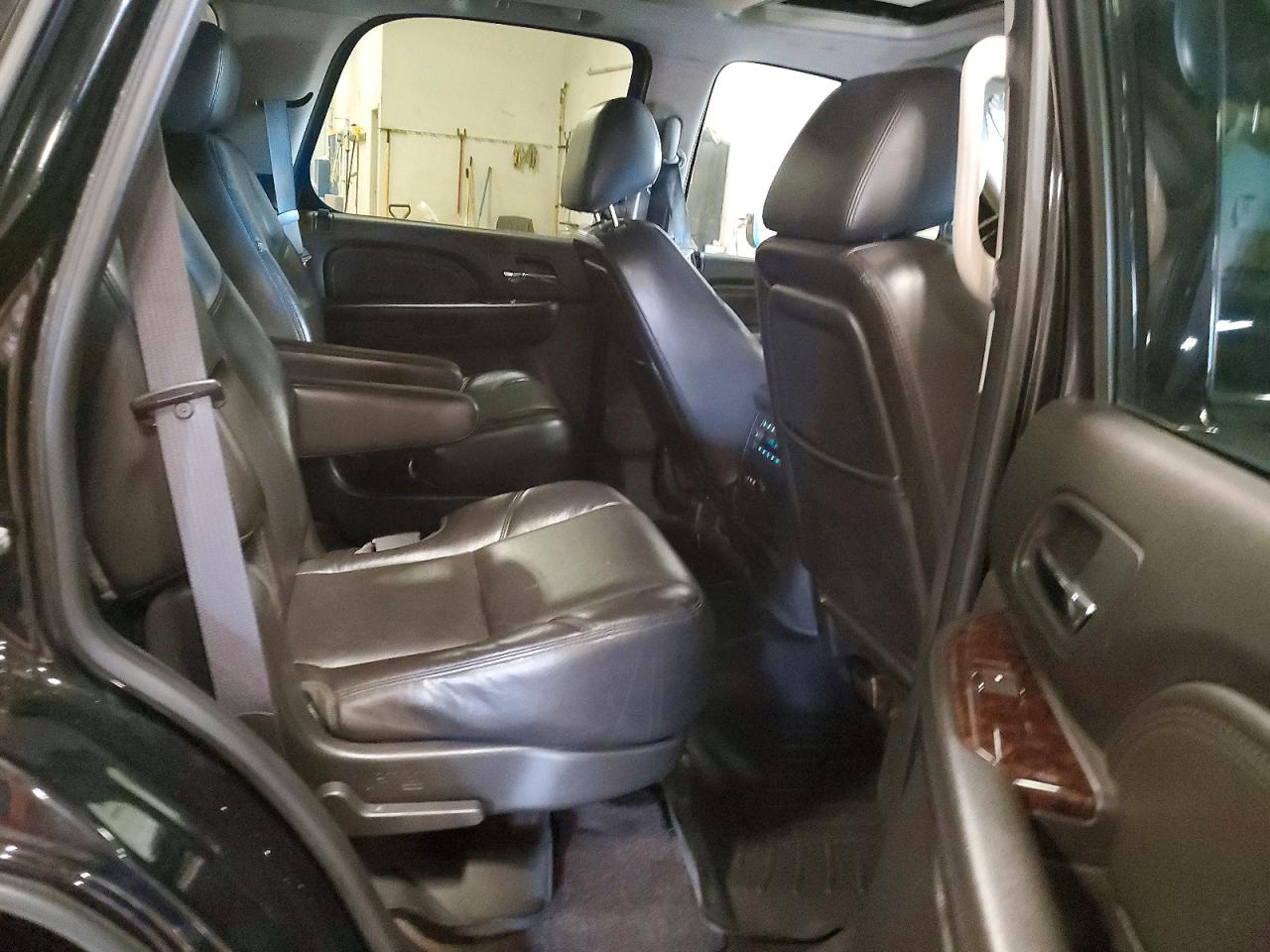 2011 Gmc Yukon Denali Черный vin: 1GKS2EEF3BR106605