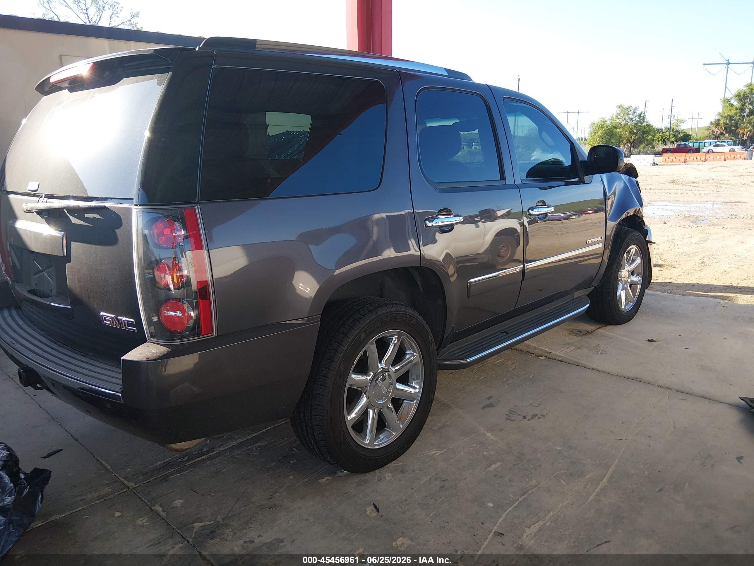 2011 Gmc Yukon Denali Gray vin: 1GKS2EEF3BR111223