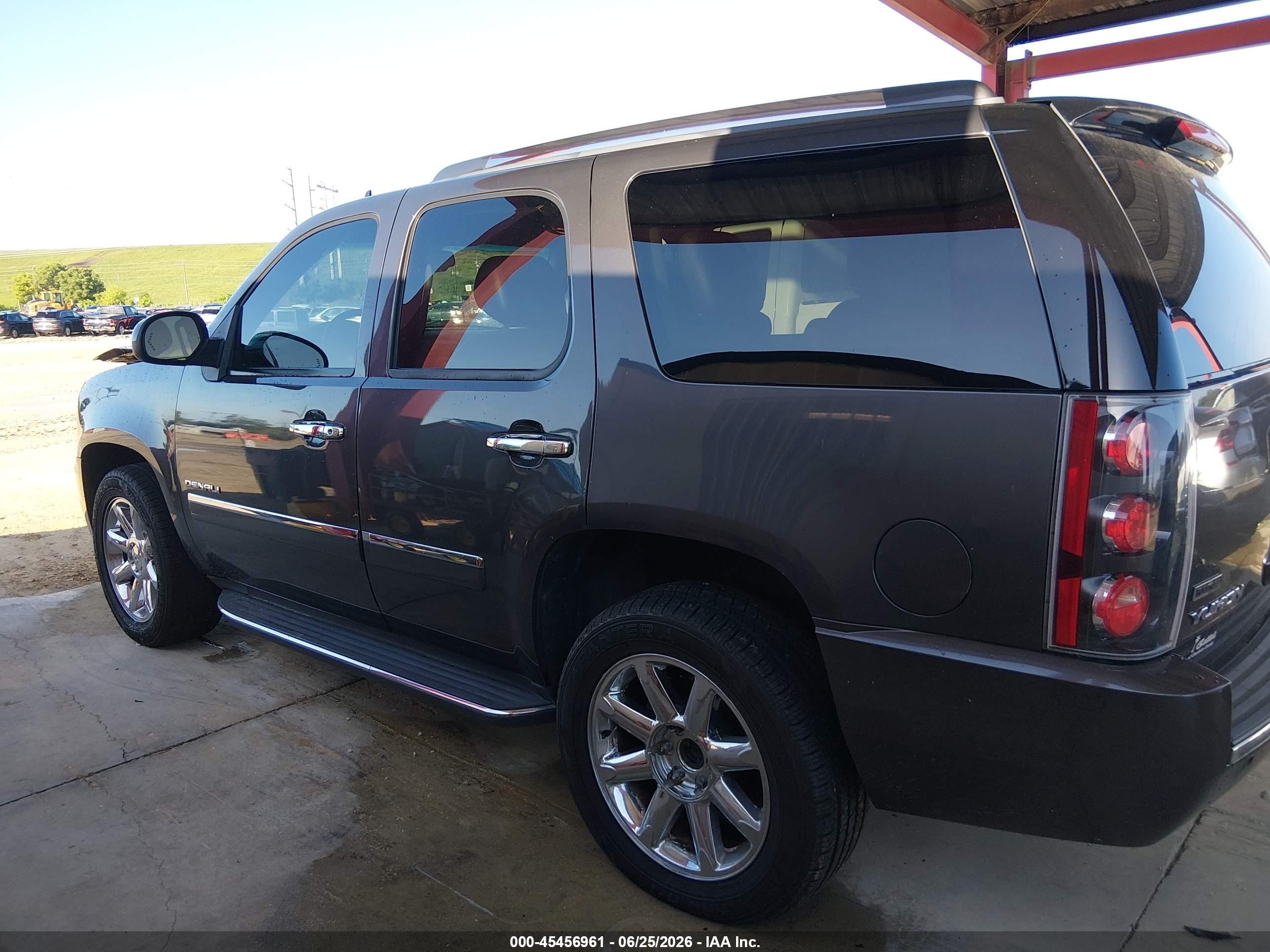 2011 Gmc Yukon Denali Gray vin: 1GKS2EEF3BR111223