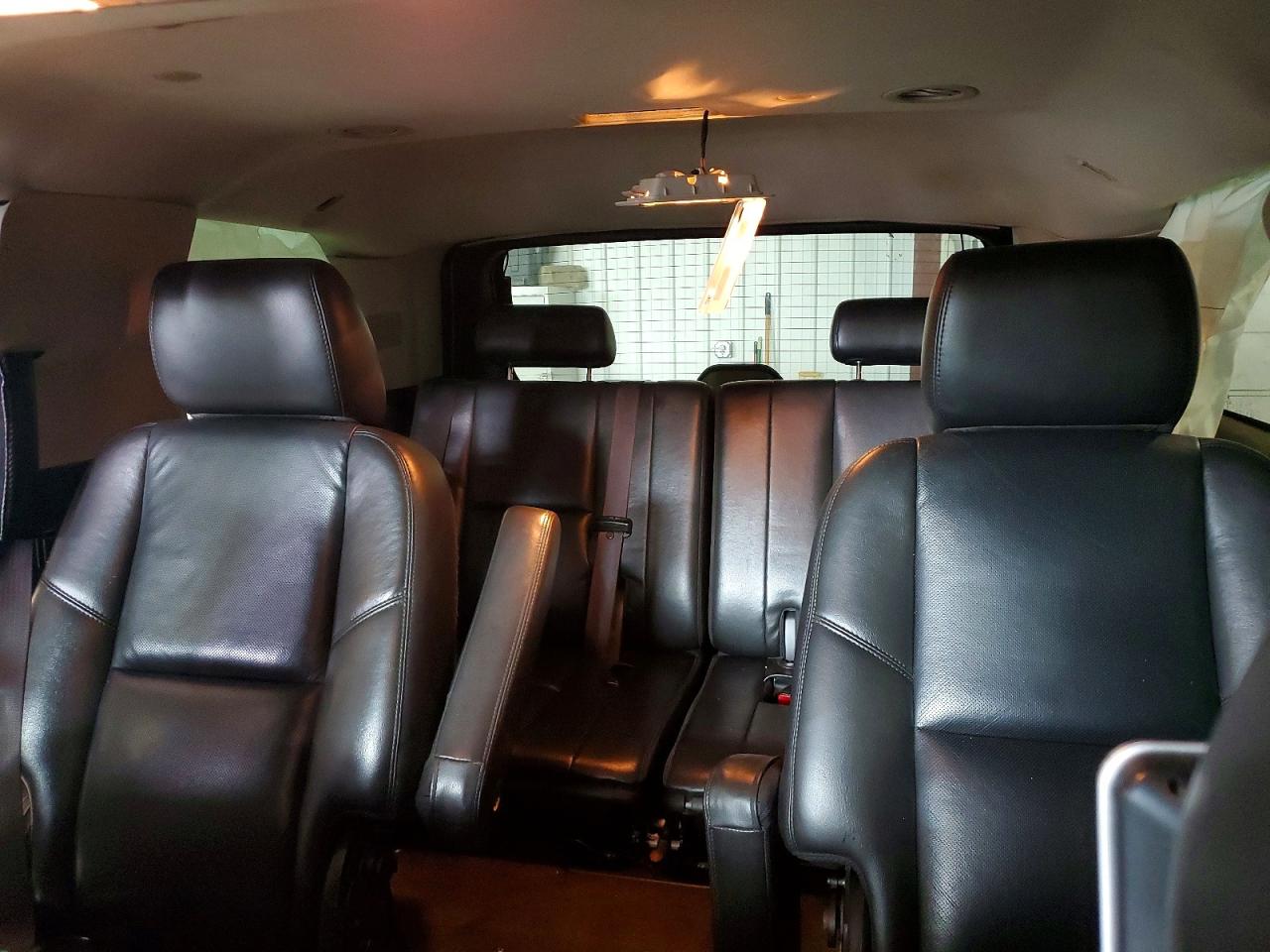 2011 Gmc Yukon Denali White vin: 1GKS2EEF4BR242676