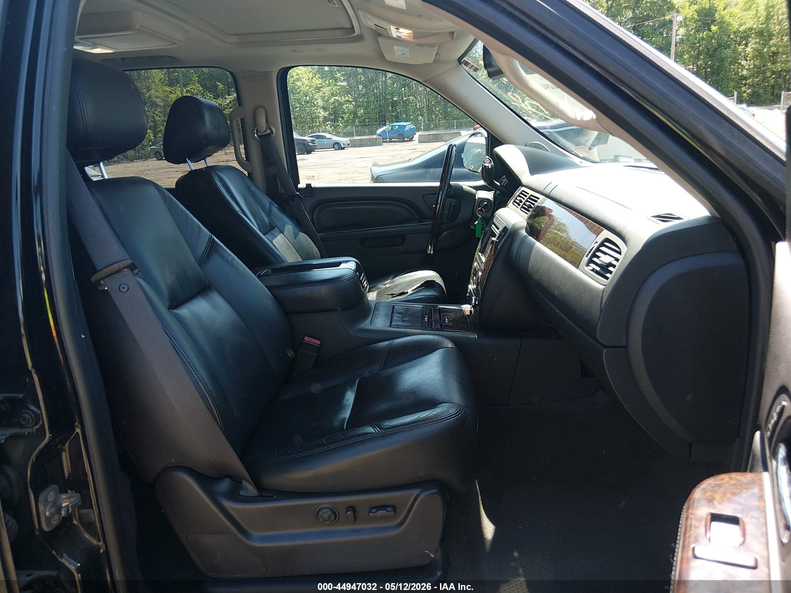 2011 Gmc Yukon Denali Black vin: 1GKS2EEF4BR294051