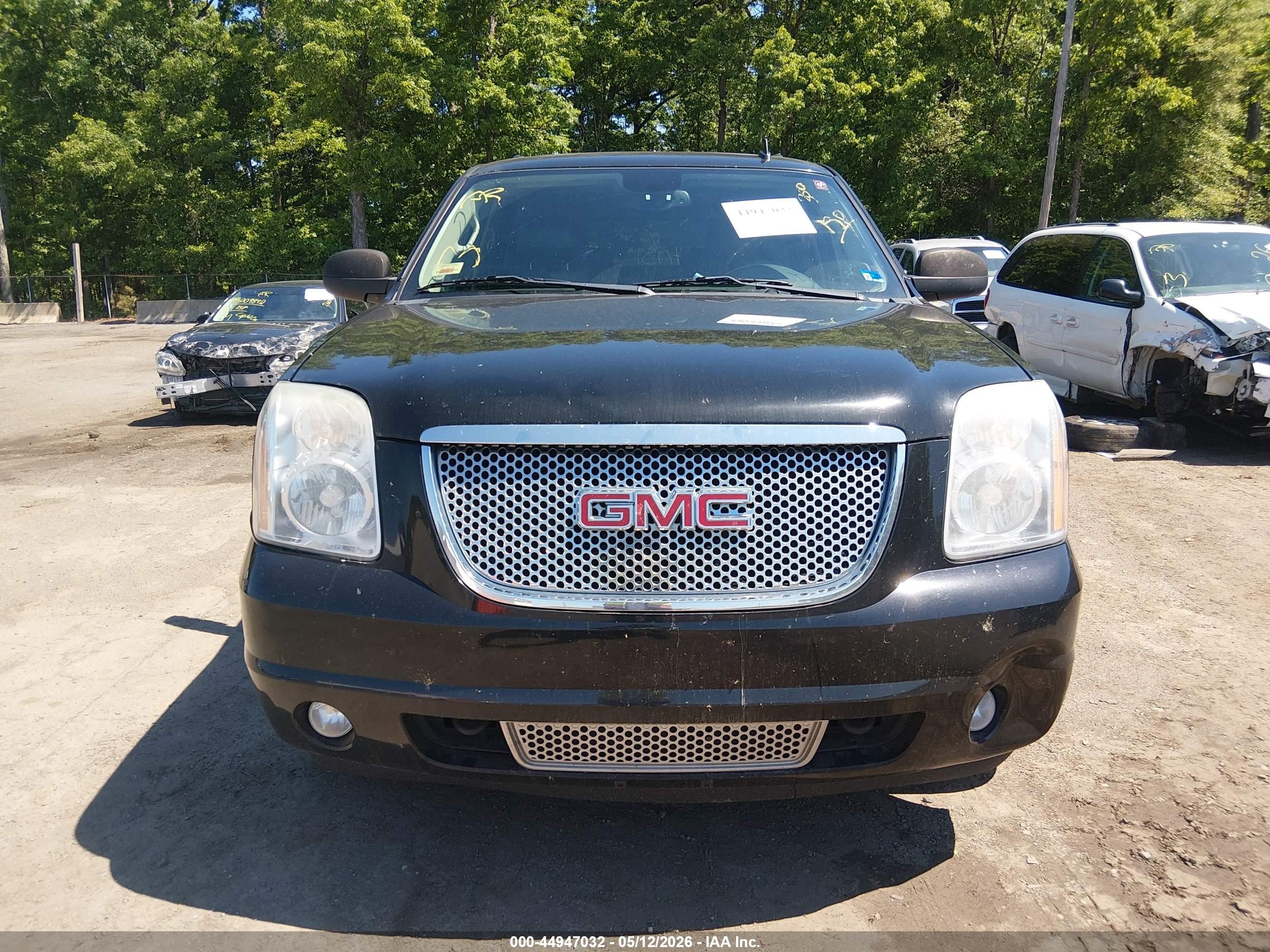 2011 Gmc Yukon Denali Black vin: 1GKS2EEF4BR294051