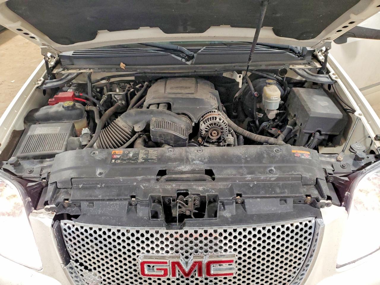2012 Gmc Yukon Denali Cream vin: 1GKS2EEF4CR324148
