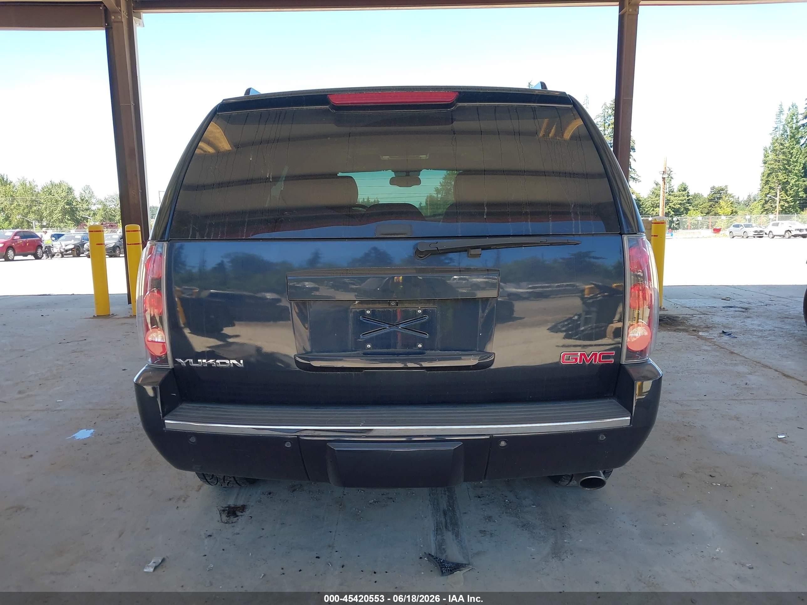 2013 Gmc Yukon Denali Black vin: 1GKS2EEF4DR198231