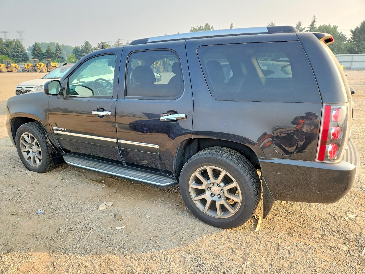 2013 Gmc Yukon Denali Black vin: 1GKS2EEF4DR209289