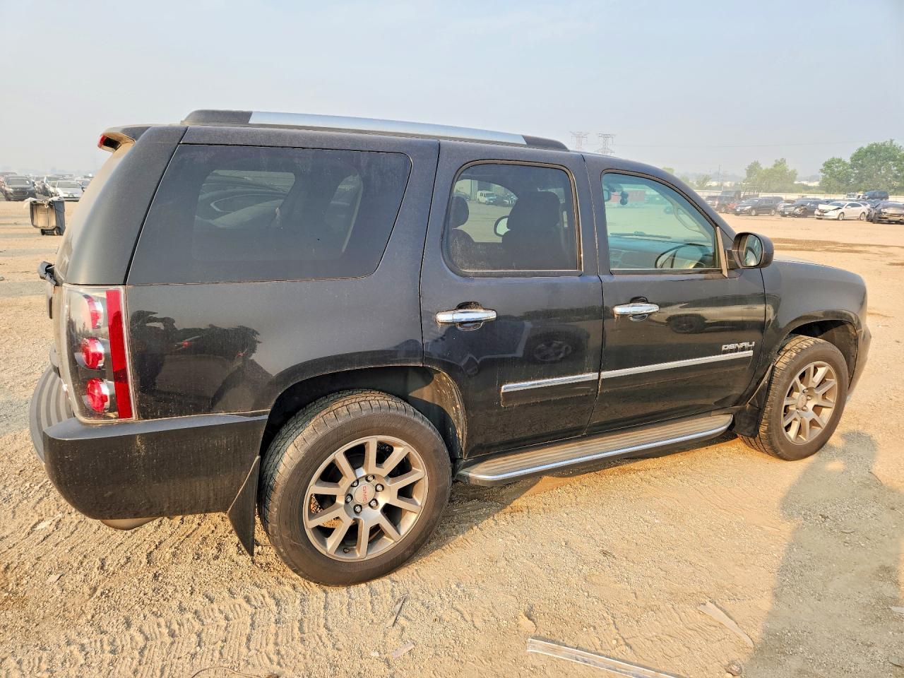 2013 Gmc Yukon Denali Black vin: 1GKS2EEF4DR209289