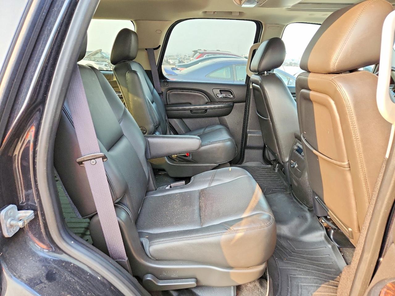 2013 Gmc Yukon Denali Black vin: 1GKS2EEF4DR209289