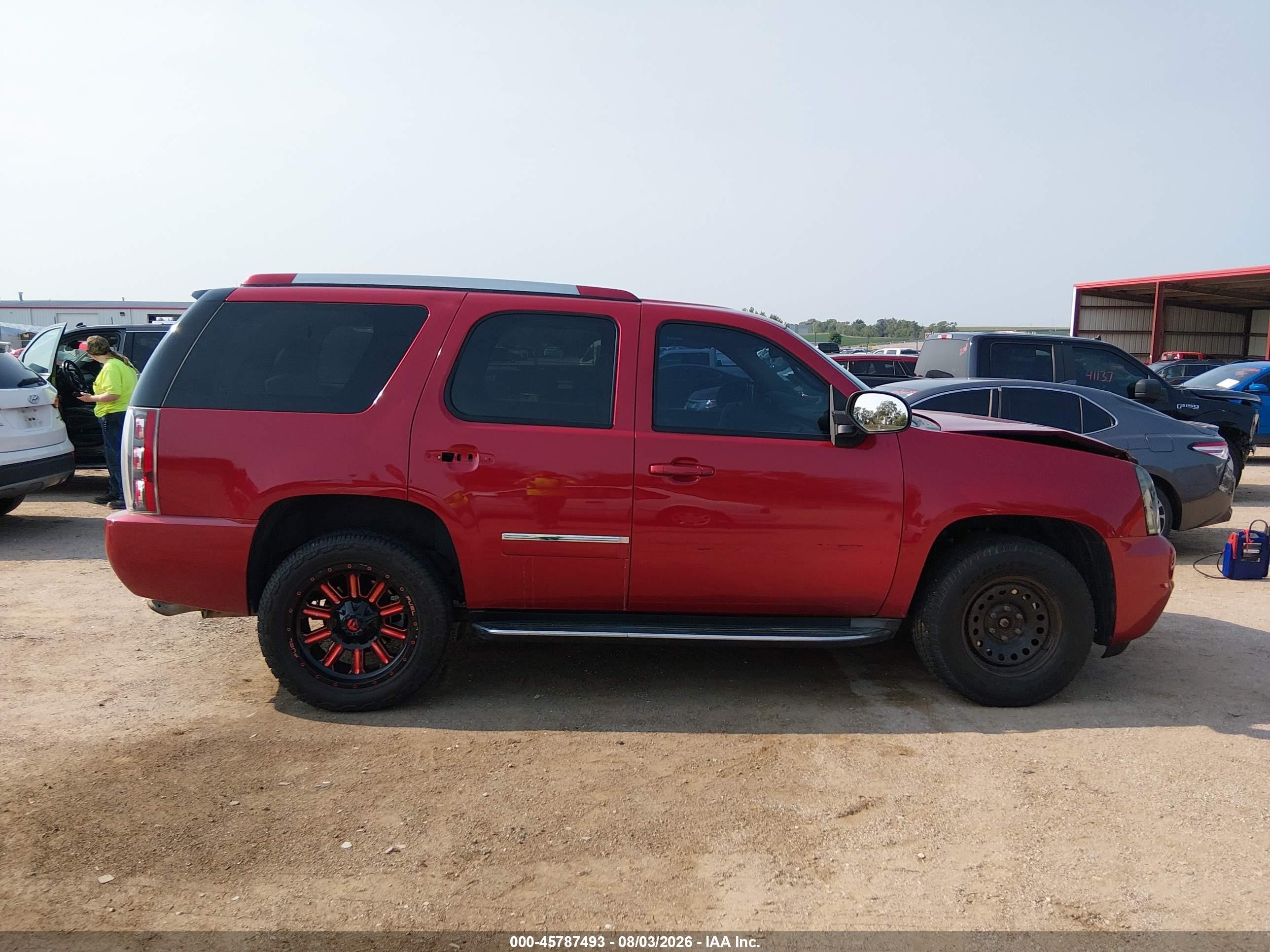 2012 Gmc Yukon Denali Red vin: 1GKS2EEF5CR165205