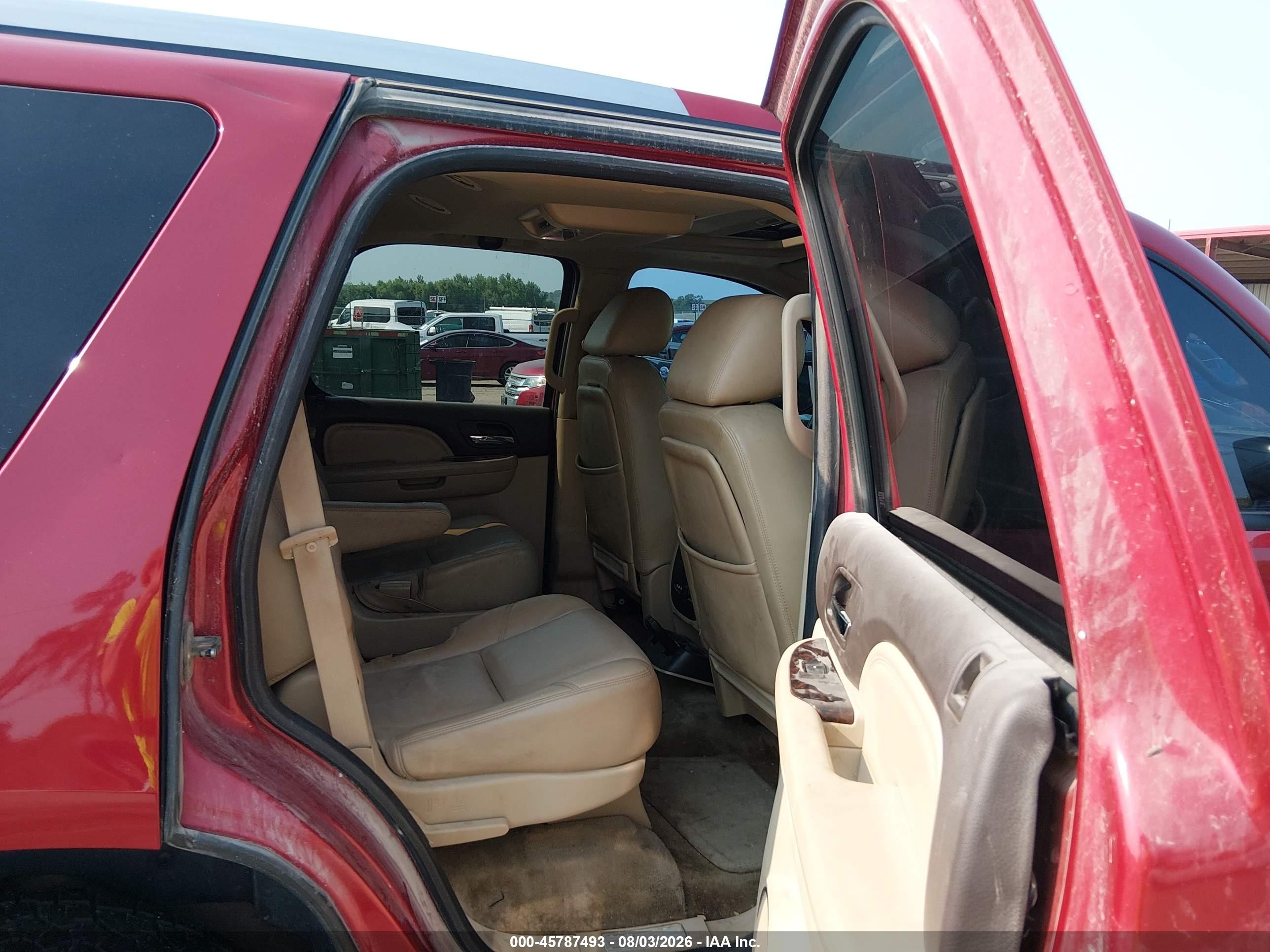 2012 Gmc Yukon Denali Red vin: 1GKS2EEF5CR165205