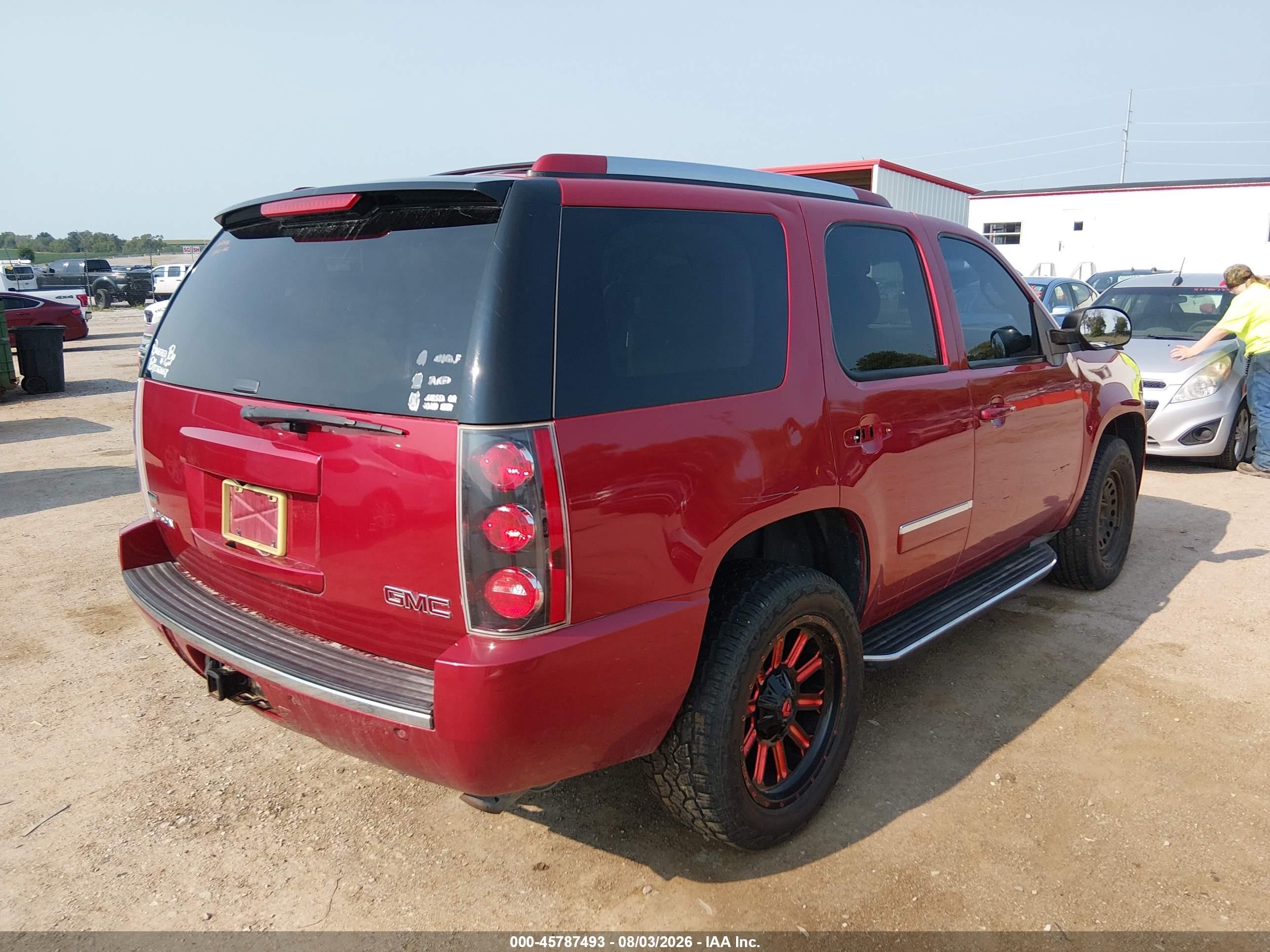 2012 Gmc Yukon Denali Red vin: 1GKS2EEF5CR165205