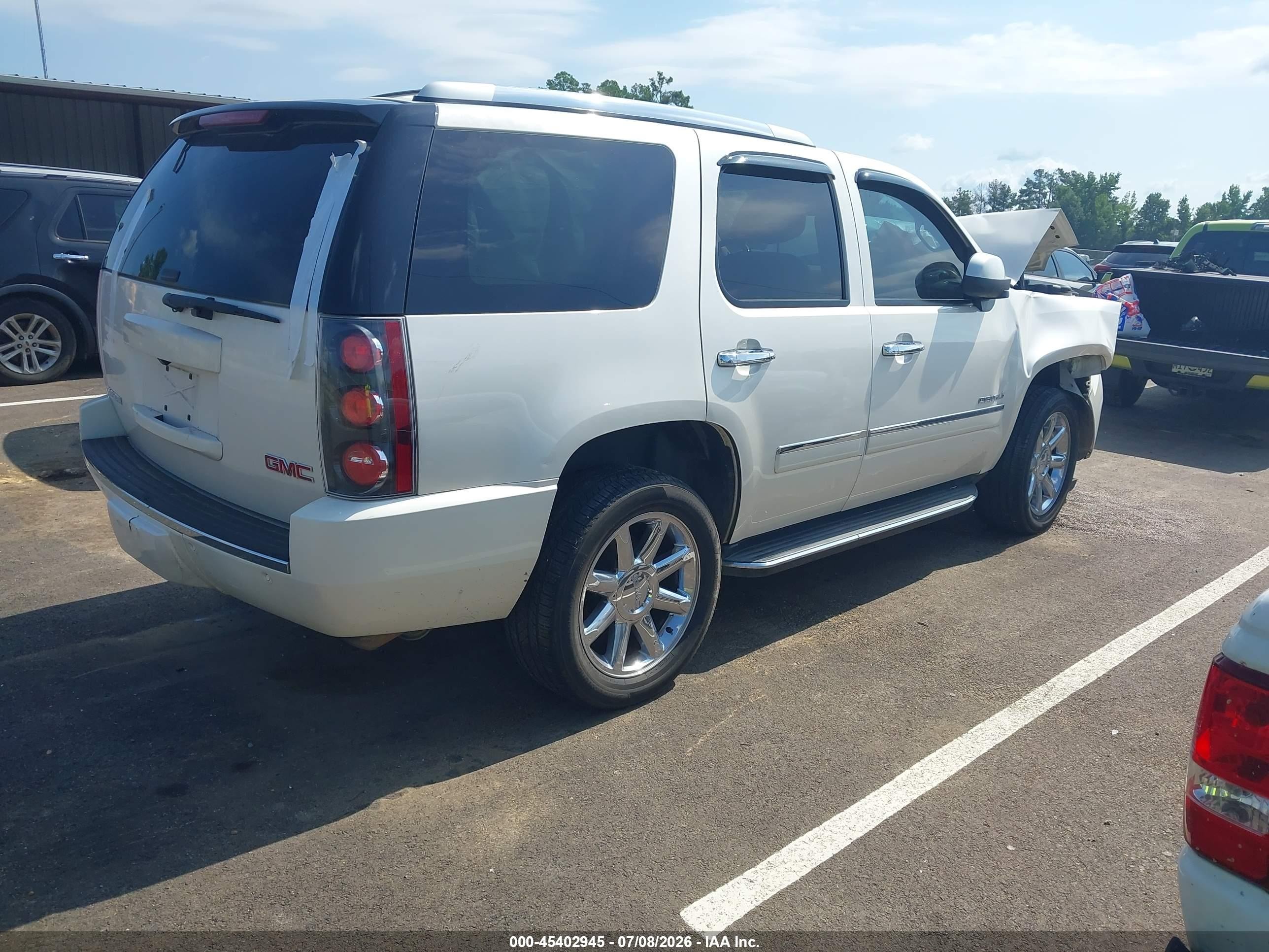 2013 Gmc Yukon Denali White vin: 1GKS2EEF5DR201167