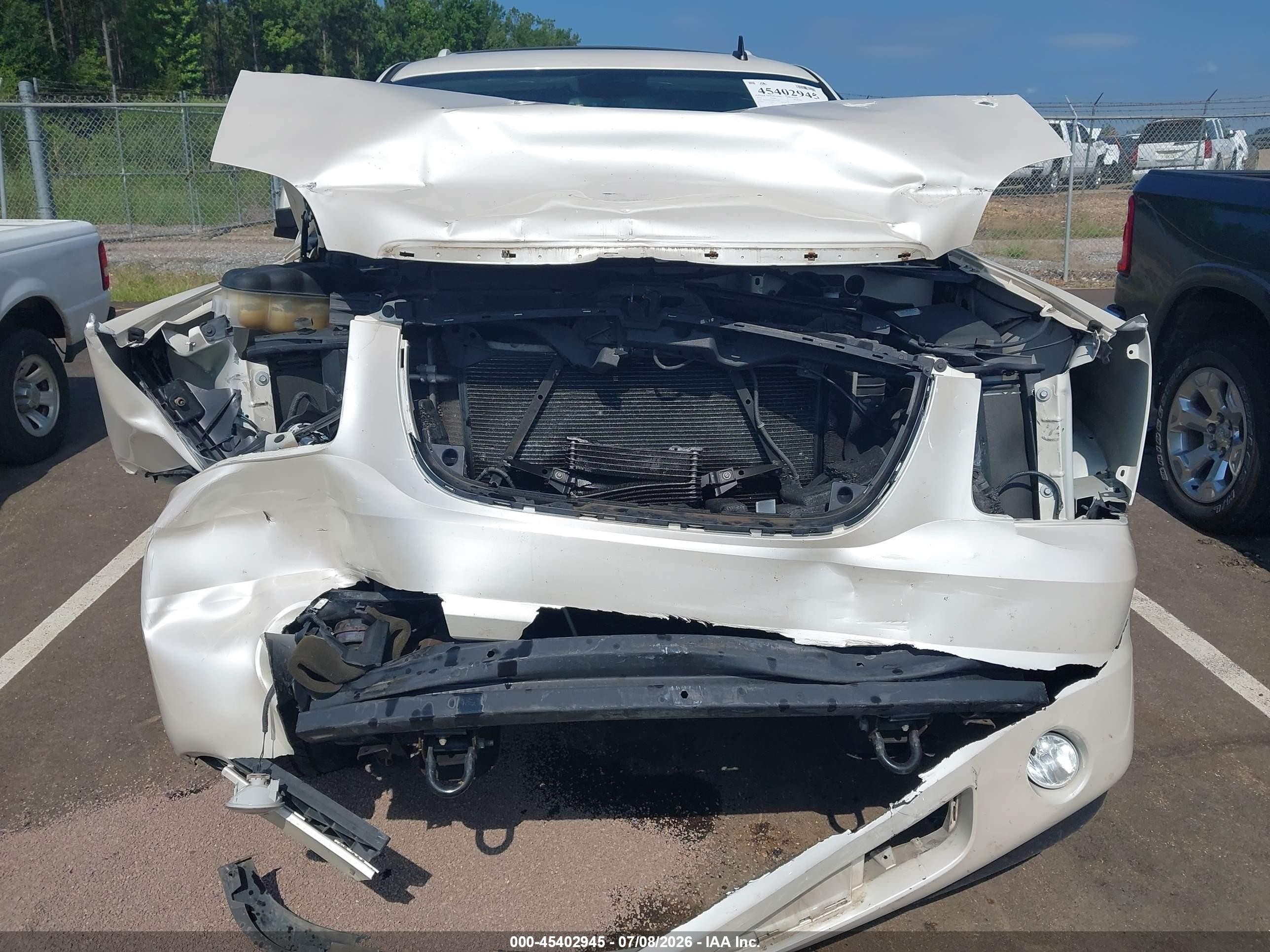 2013 Gmc Yukon Denali White vin: 1GKS2EEF5DR201167