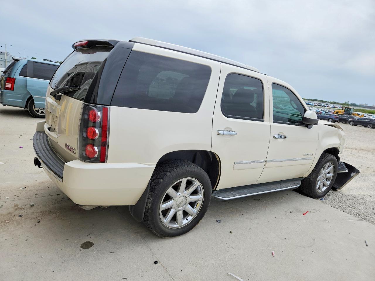 2014 Gmc Yukon Denali Белый vin: 1GKS2EEF5ER115729