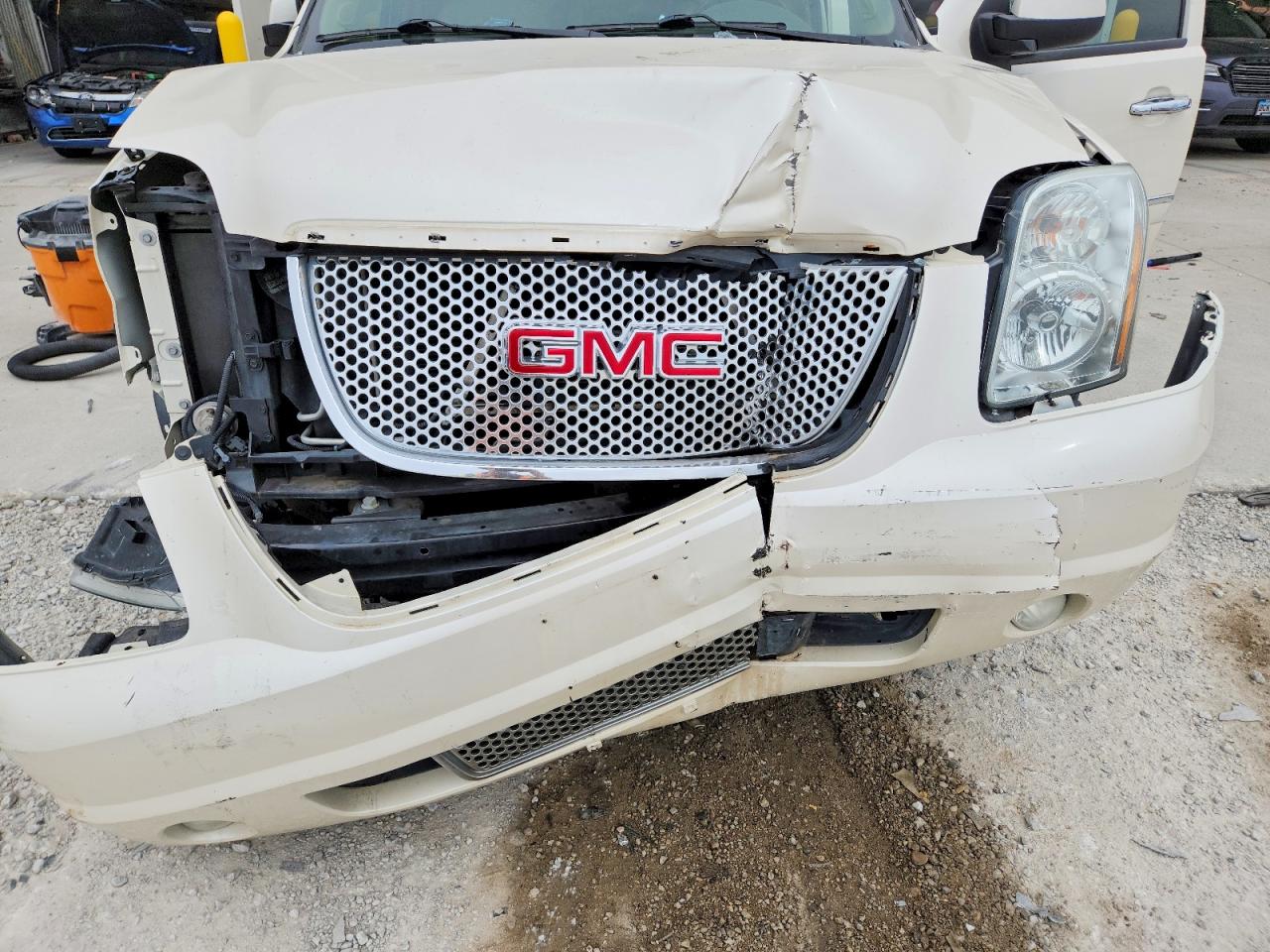 2014 Gmc Yukon Denali Белый vin: 1GKS2EEF5ER115729