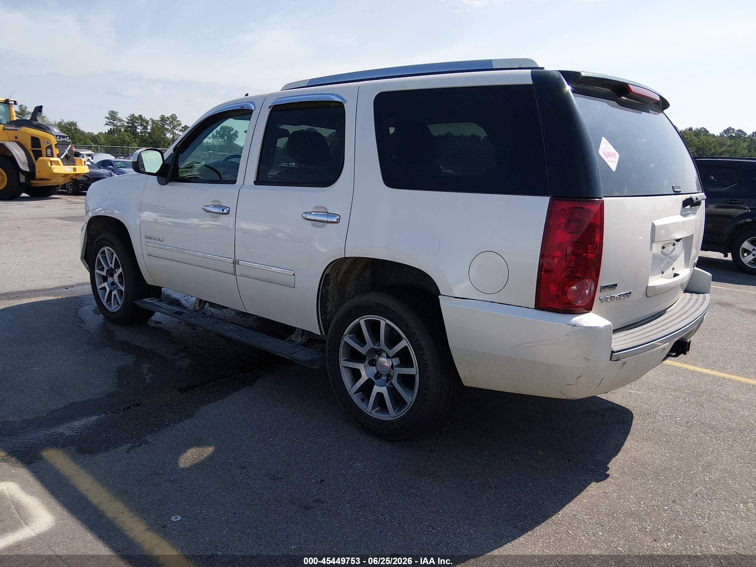 2011 Gmc Yukon Denali White vin: 1GKS2EEF6BR206830