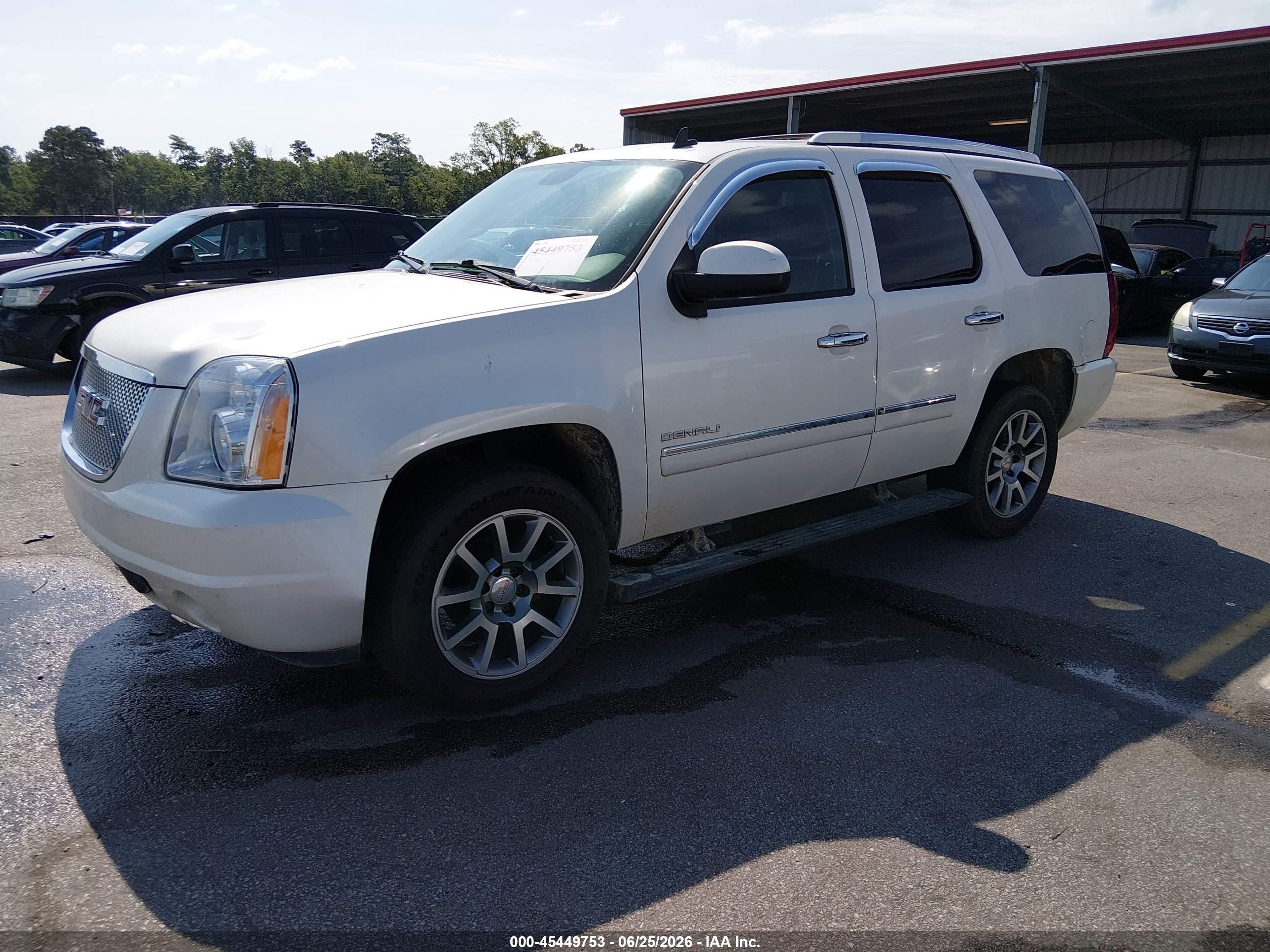 2011 Gmc Yukon Denali White vin: 1GKS2EEF6BR206830