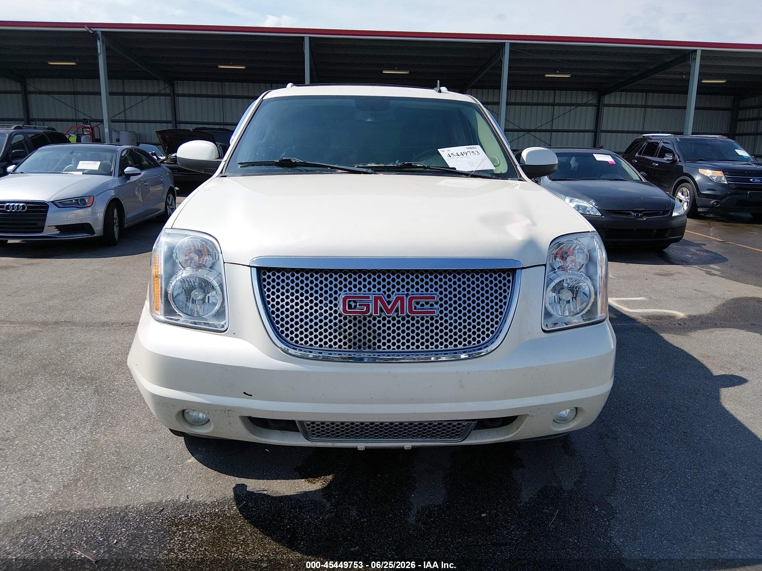 2011 Gmc Yukon Denali White vin: 1GKS2EEF6BR206830