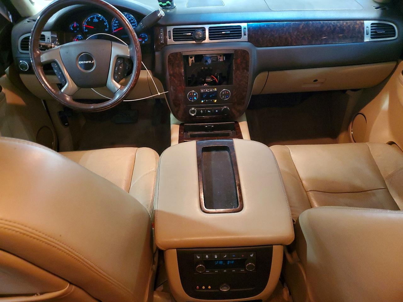 2011 Gmc Yukon Denali White vin: 1GKS2EEF6BR257308
