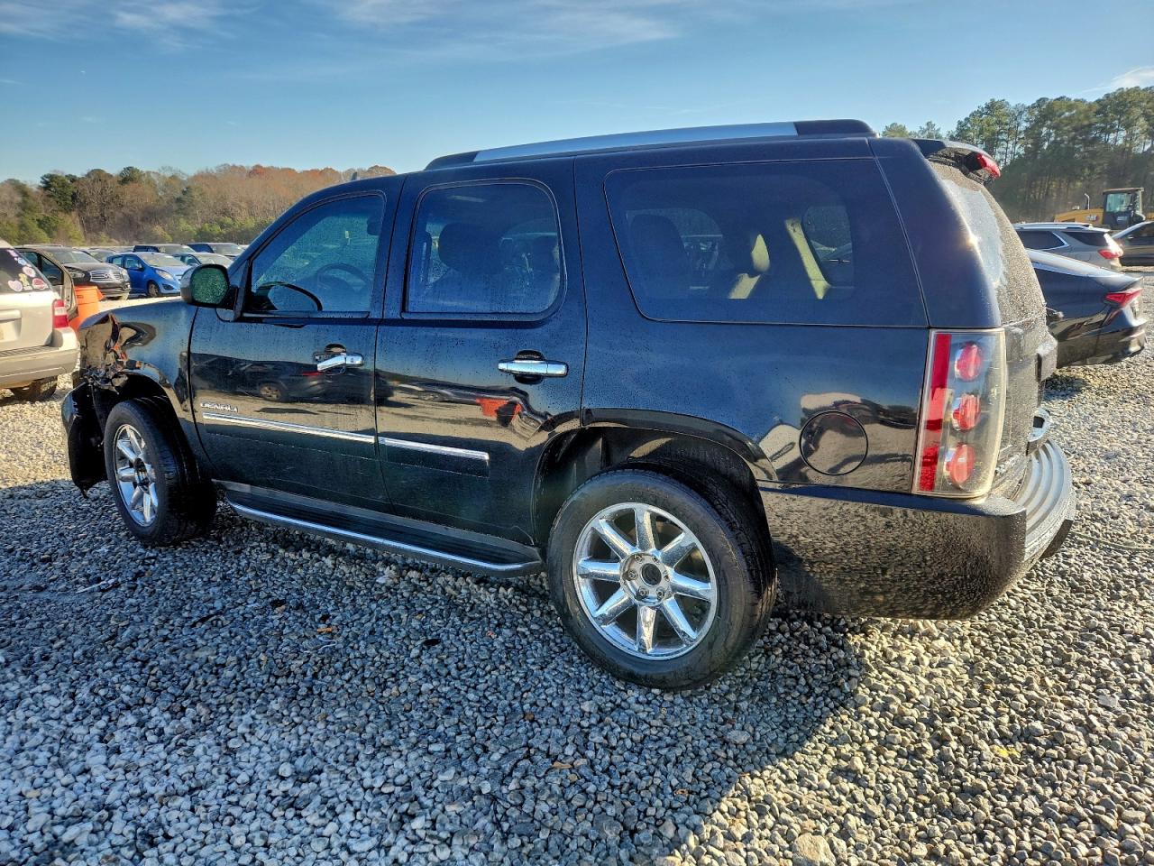2011 Gmc Yukon Denali Black vin: 1GKS2EEF6BR375746