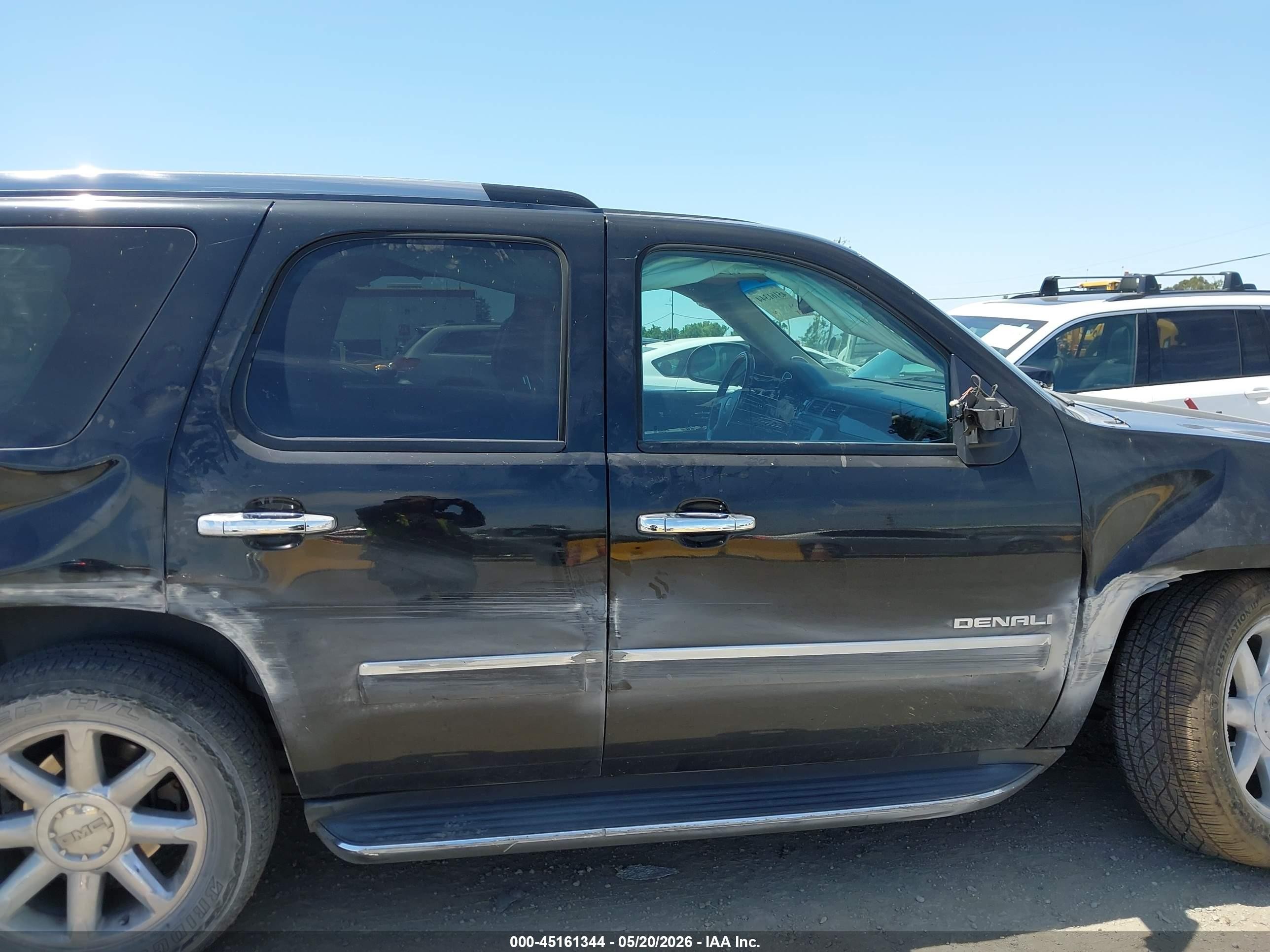 2011 Gmc Yukon Denali Black vin: 1GKS2EEF6BR376539