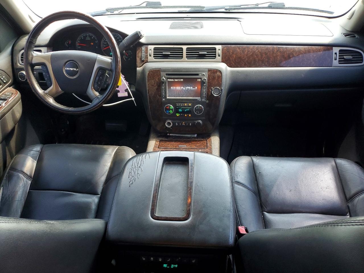2012 Gmc Yukon Denali White vin: 1GKS2EEF6CR314737