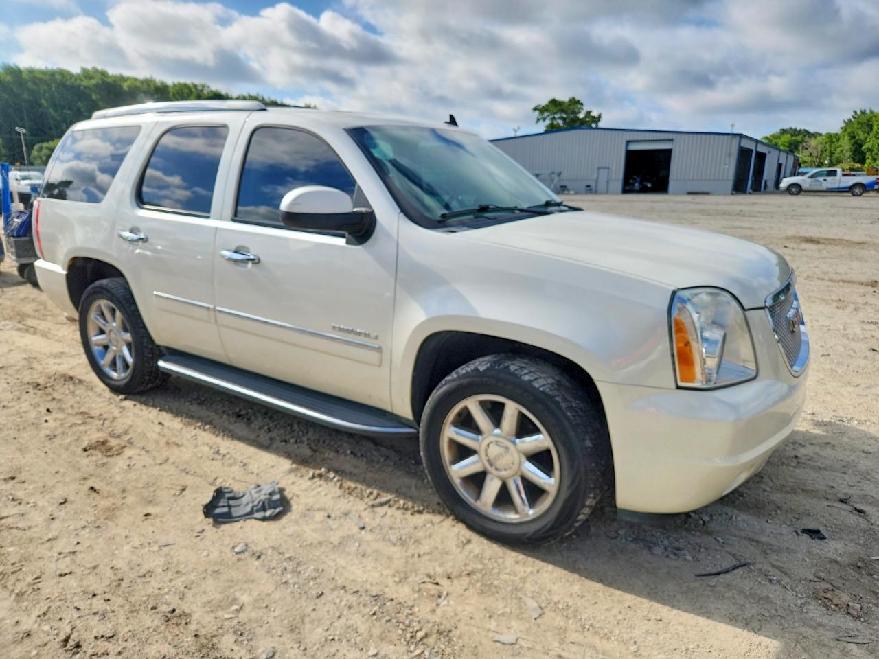 2014 Gmc Yukon Denali White vin: 1GKS2EEF6ER222238