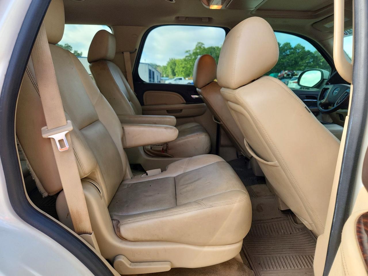 2014 Gmc Yukon Denali White vin: 1GKS2EEF6ER222238