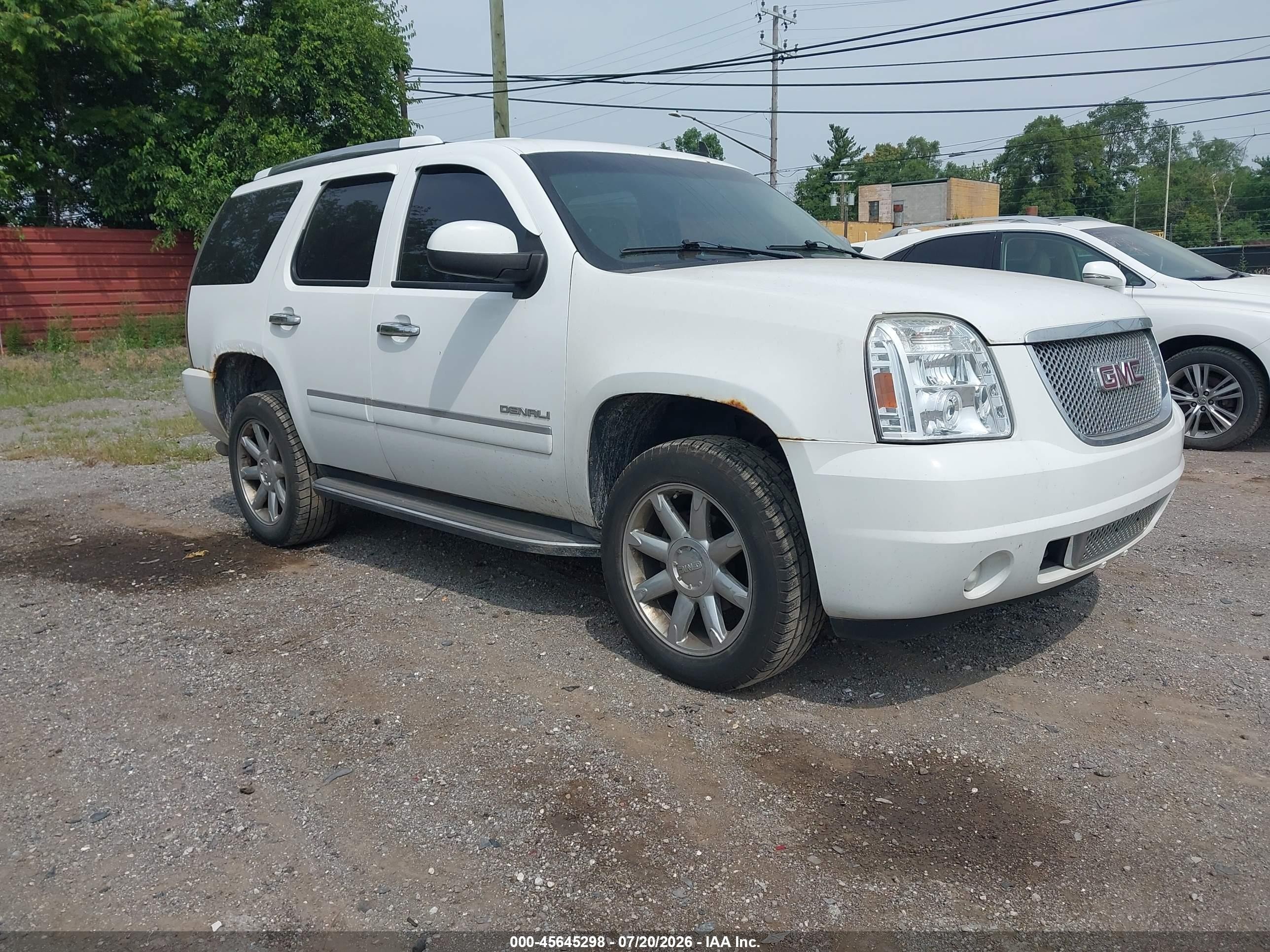 2011 Gmc Yukon Denali White vin: 1GKS2EEF7BR252215