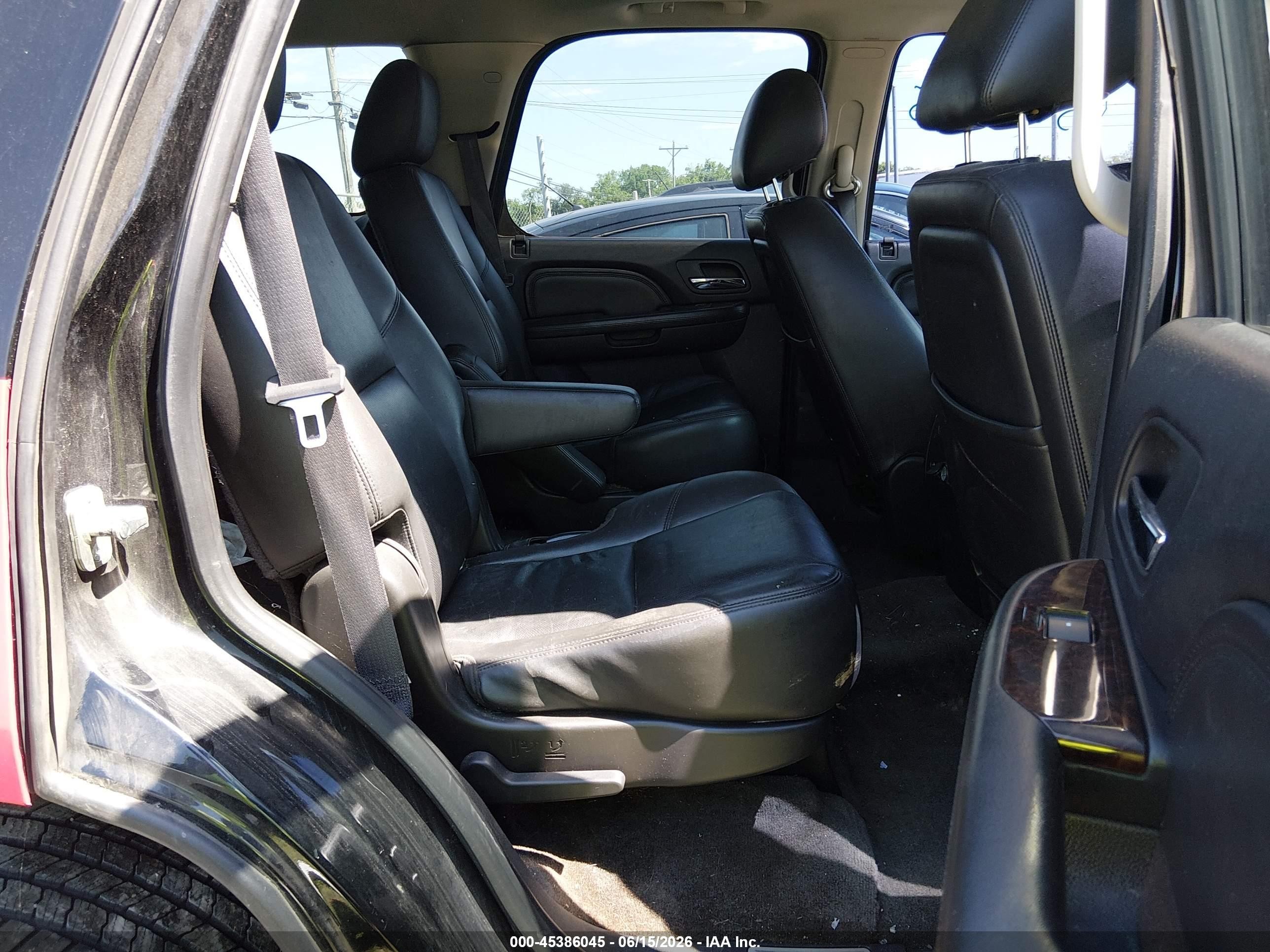 2011 Gmc Yukon Denali Red vin: 1GKS2EEF7BR375741